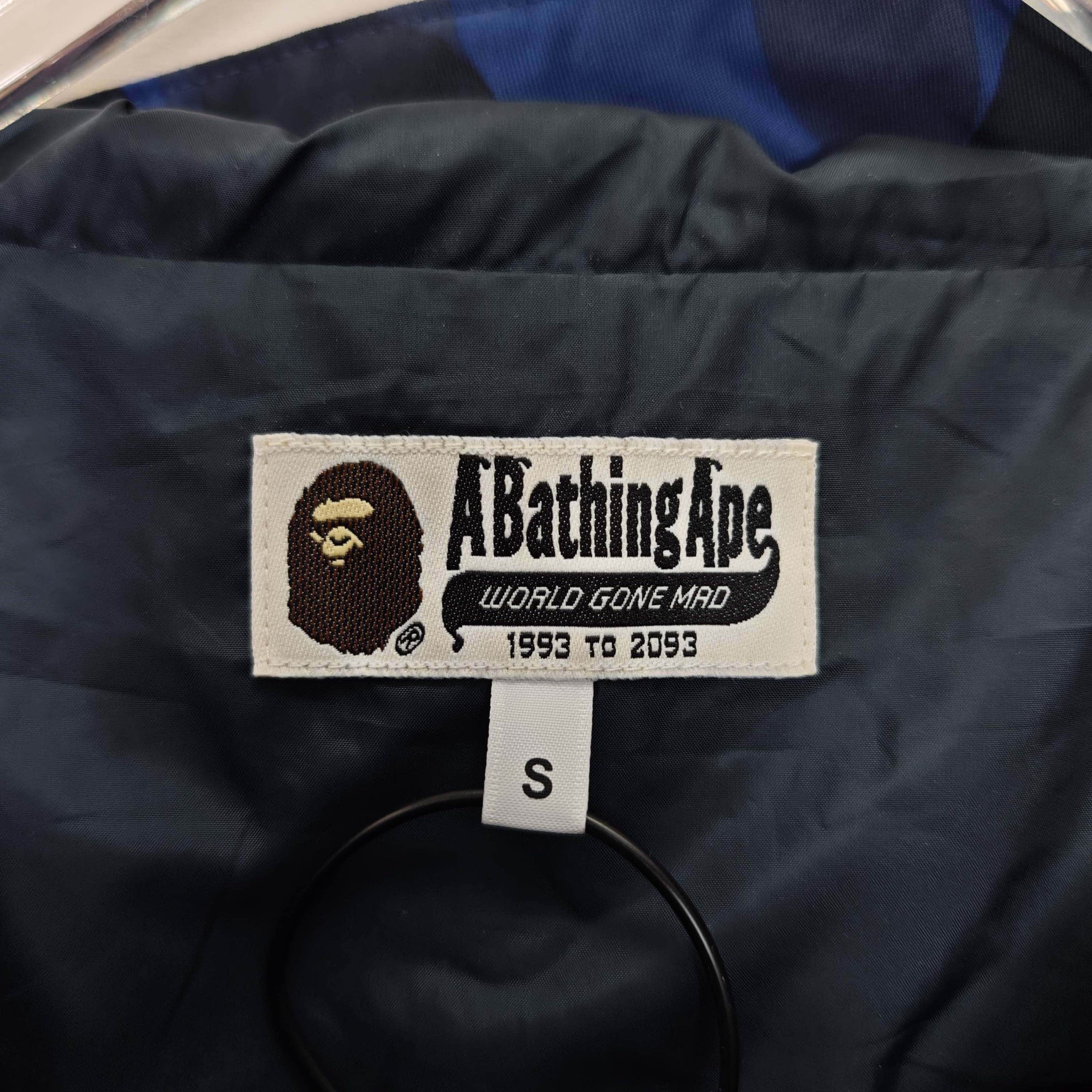 Bape A BATHING APE Blue Camo Pullover Jacket Size S Size US S / EU 44-46 / 1 - 10 Thumbnail