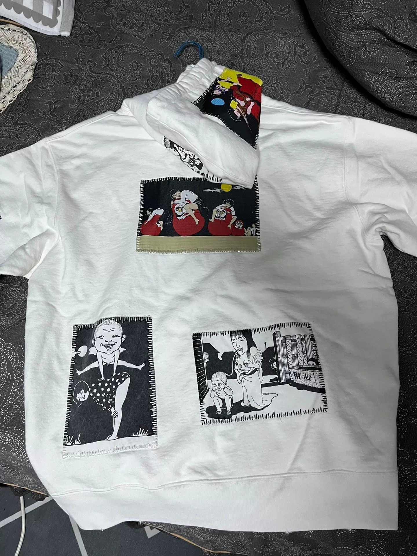 Supreme Supreme Toshio Saeki Collaboration Hoodie Size US L / EU 52-54 / 3 - 4 Thumbnail