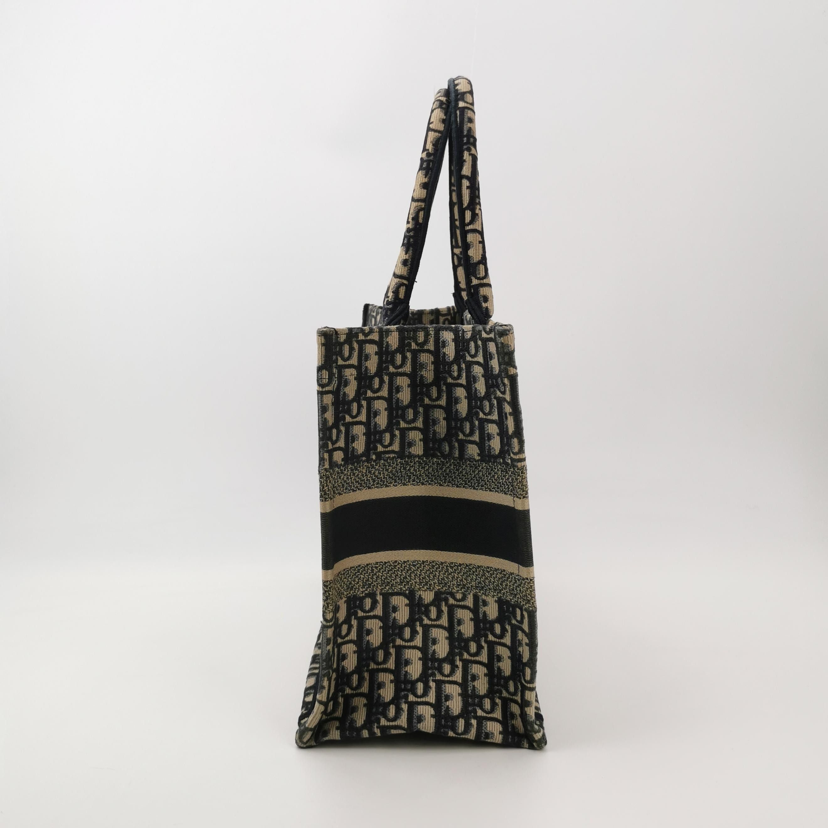 Dior Dior Women os Tote Bags Size ONE SIZE - 3 Thumbnail
