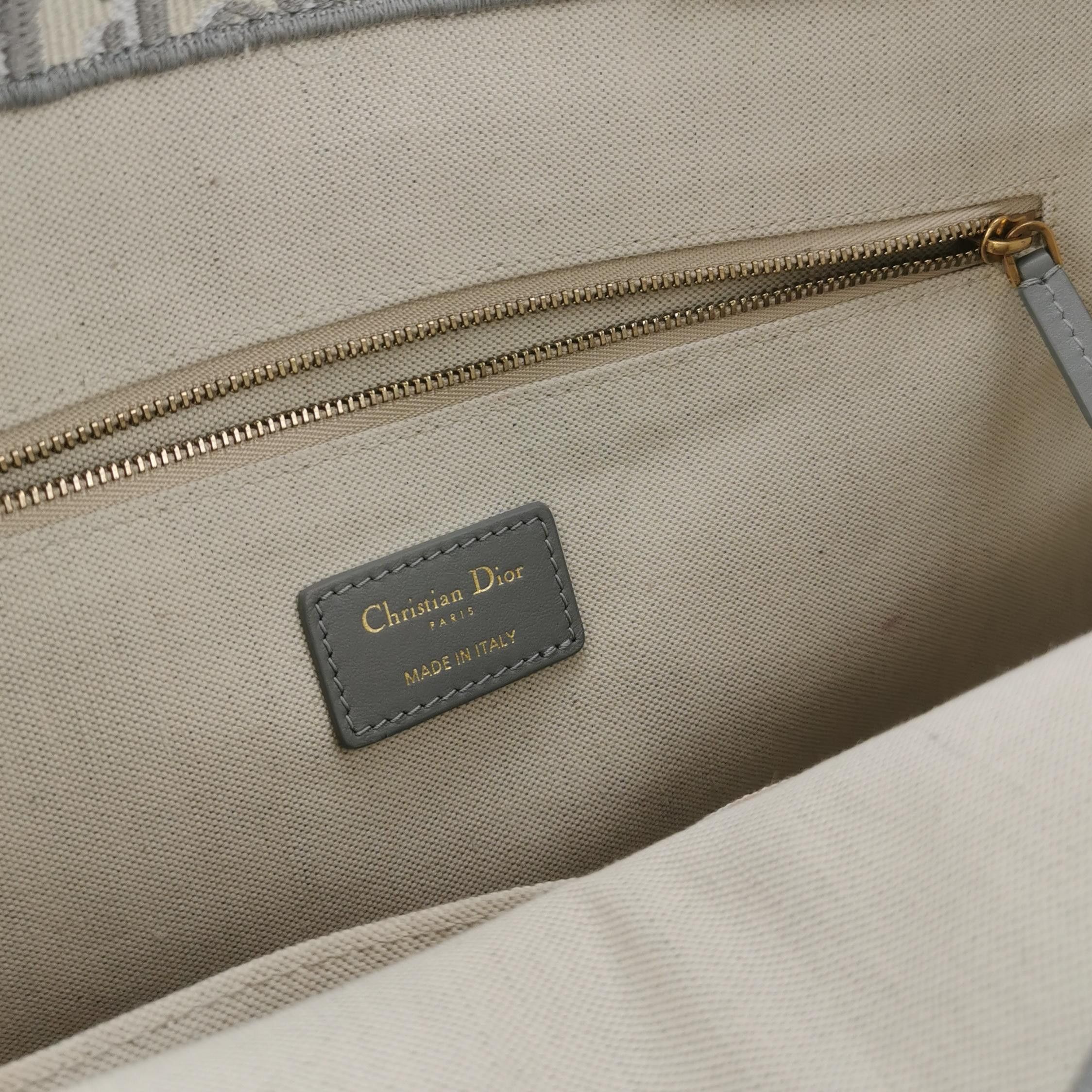 Dior Dior Women os Shoulder Bags Size ONE SIZE - 8 Thumbnail
