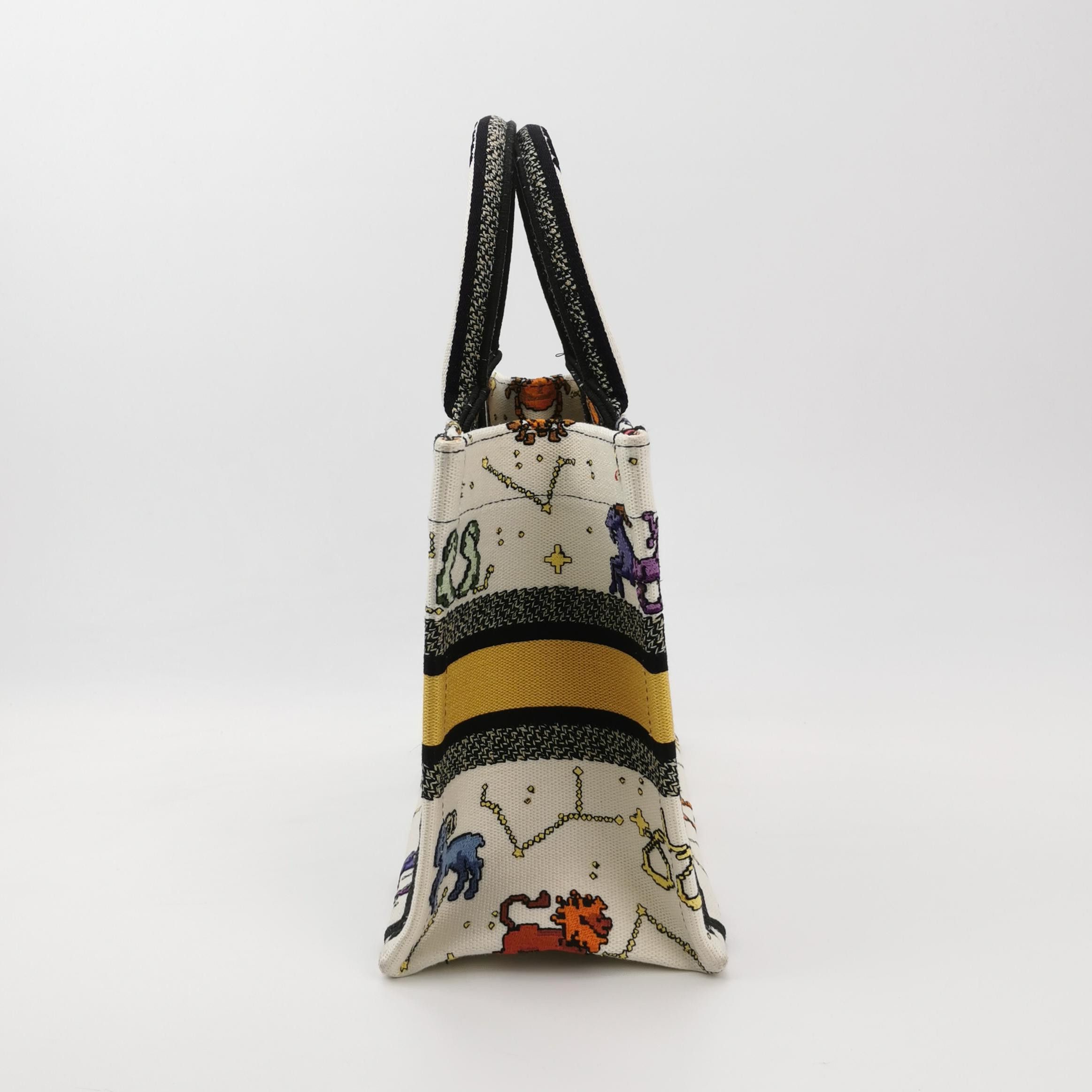 Dior Dior Women os Tote Bags Size ONE SIZE - 4 Thumbnail