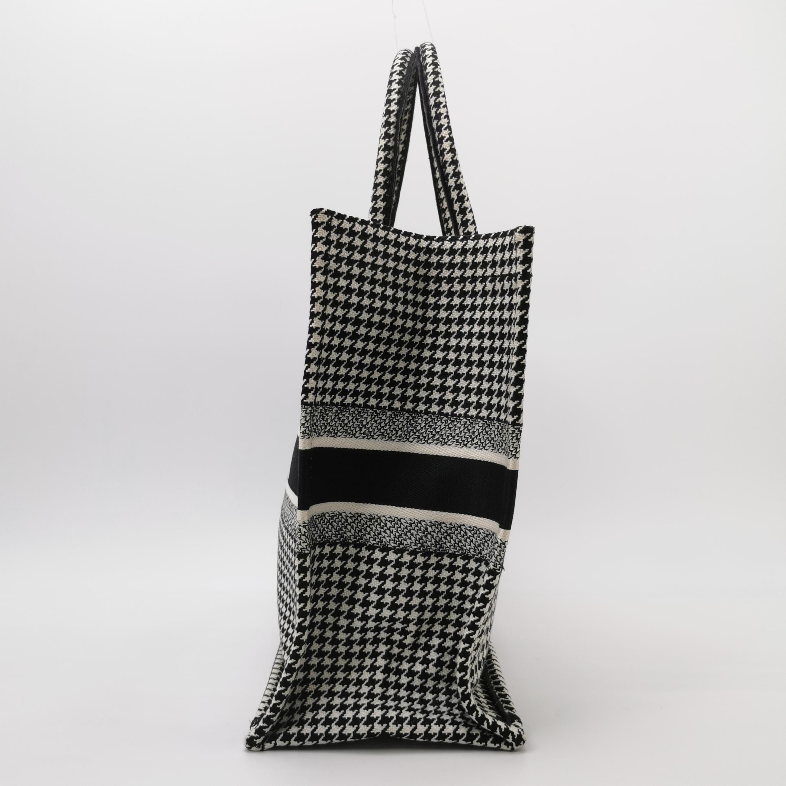 Dior Dior Women os Tote Bags Size ONE SIZE - 3 Thumbnail