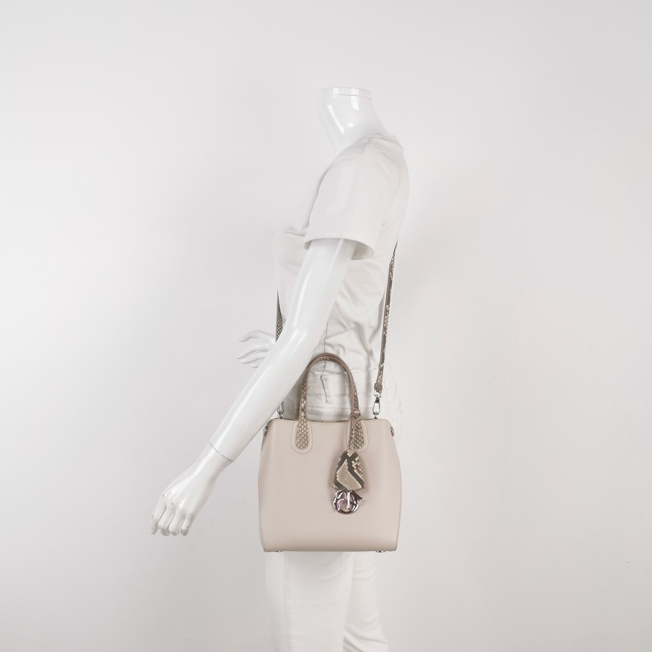 Dior Dior Women os Shoulder Bags Size ONE SIZE - 2 Thumbnail