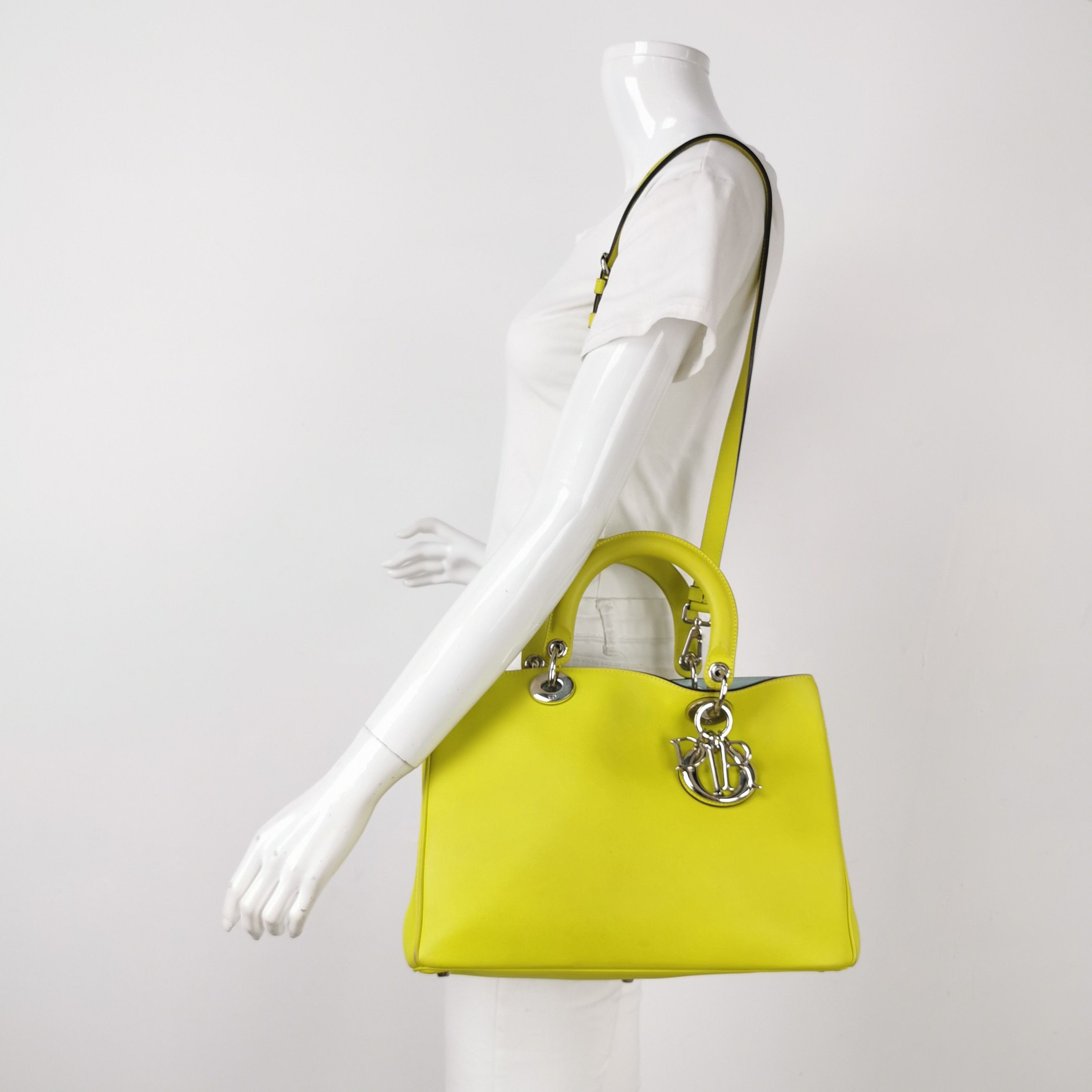 Dior Dior Women os Shoulder Bags Size ONE SIZE - 2 Thumbnail