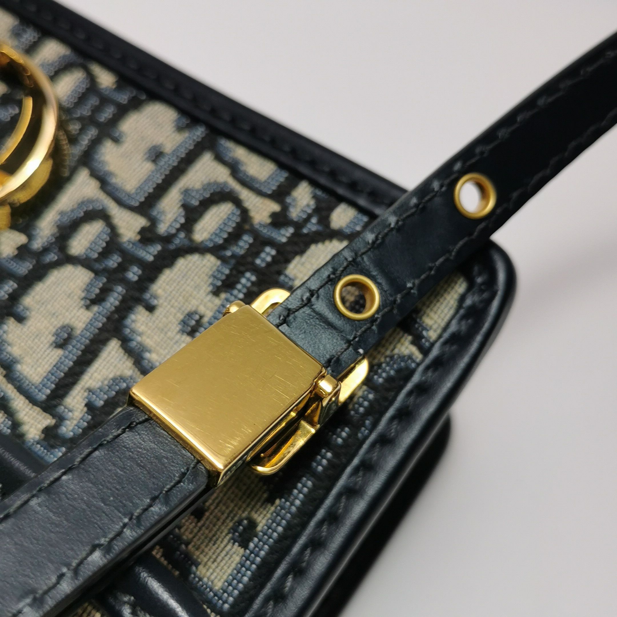 Dior Dior Women os Crossbody Bags Size ONE SIZE - 18 Thumbnail