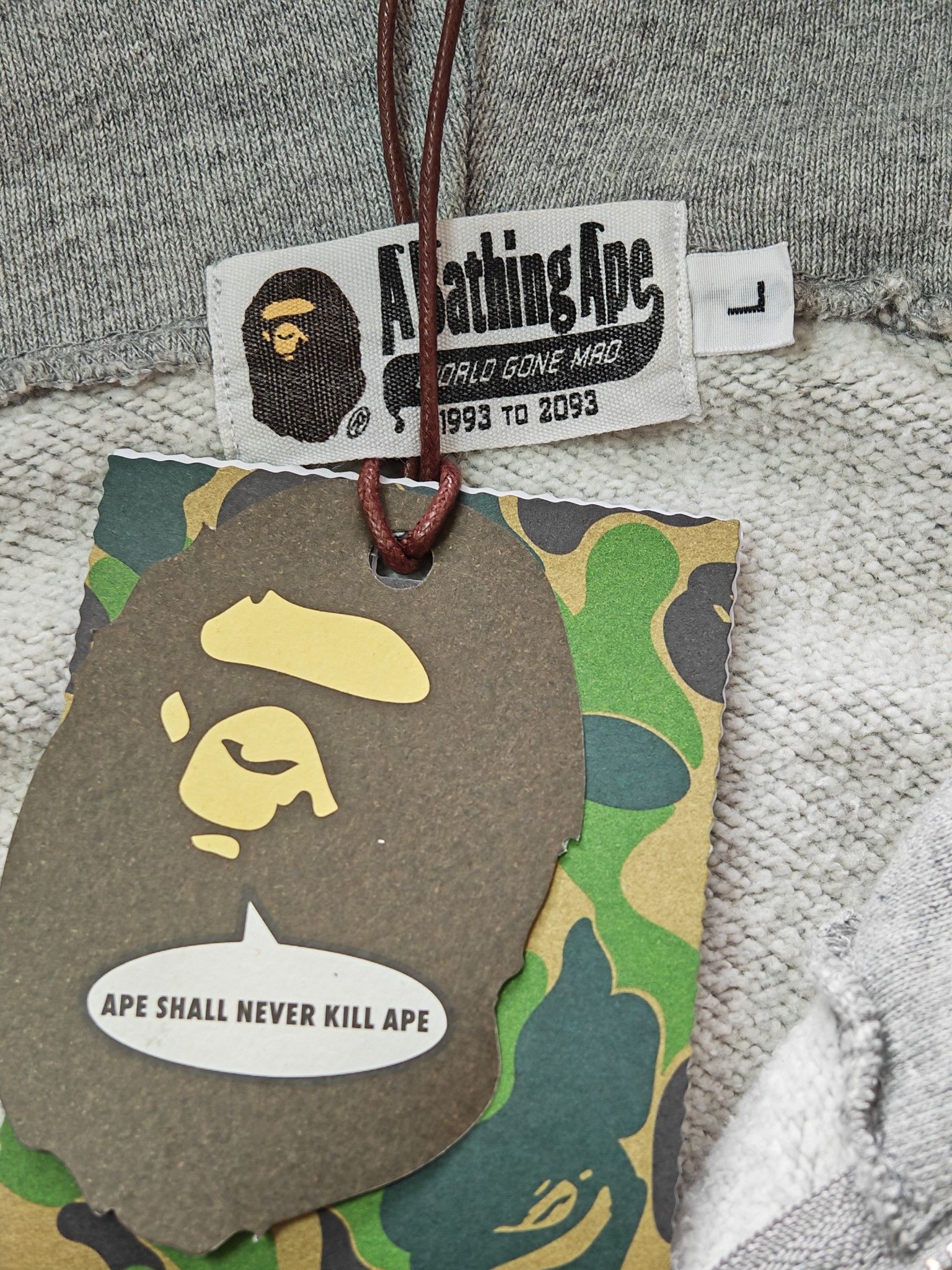 Bape A Bathing Ape Multi Camo Shark Hoodie Size L Size US L / EU 52-54 / 3 - 3 Thumbnail