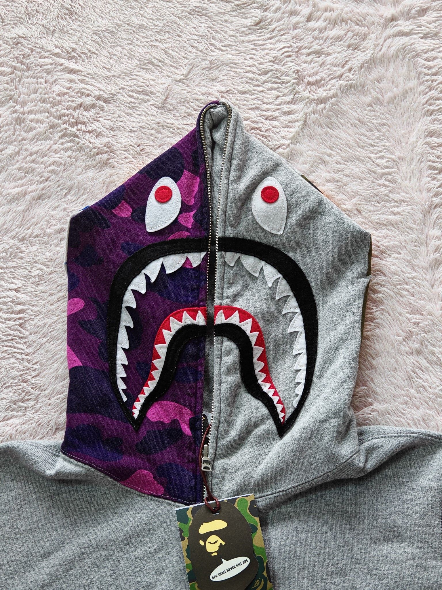 Bape A Bathing Ape Multi Camo Shark Hoodie Size L Size US L / EU 52-54 / 3 - 5 Thumbnail