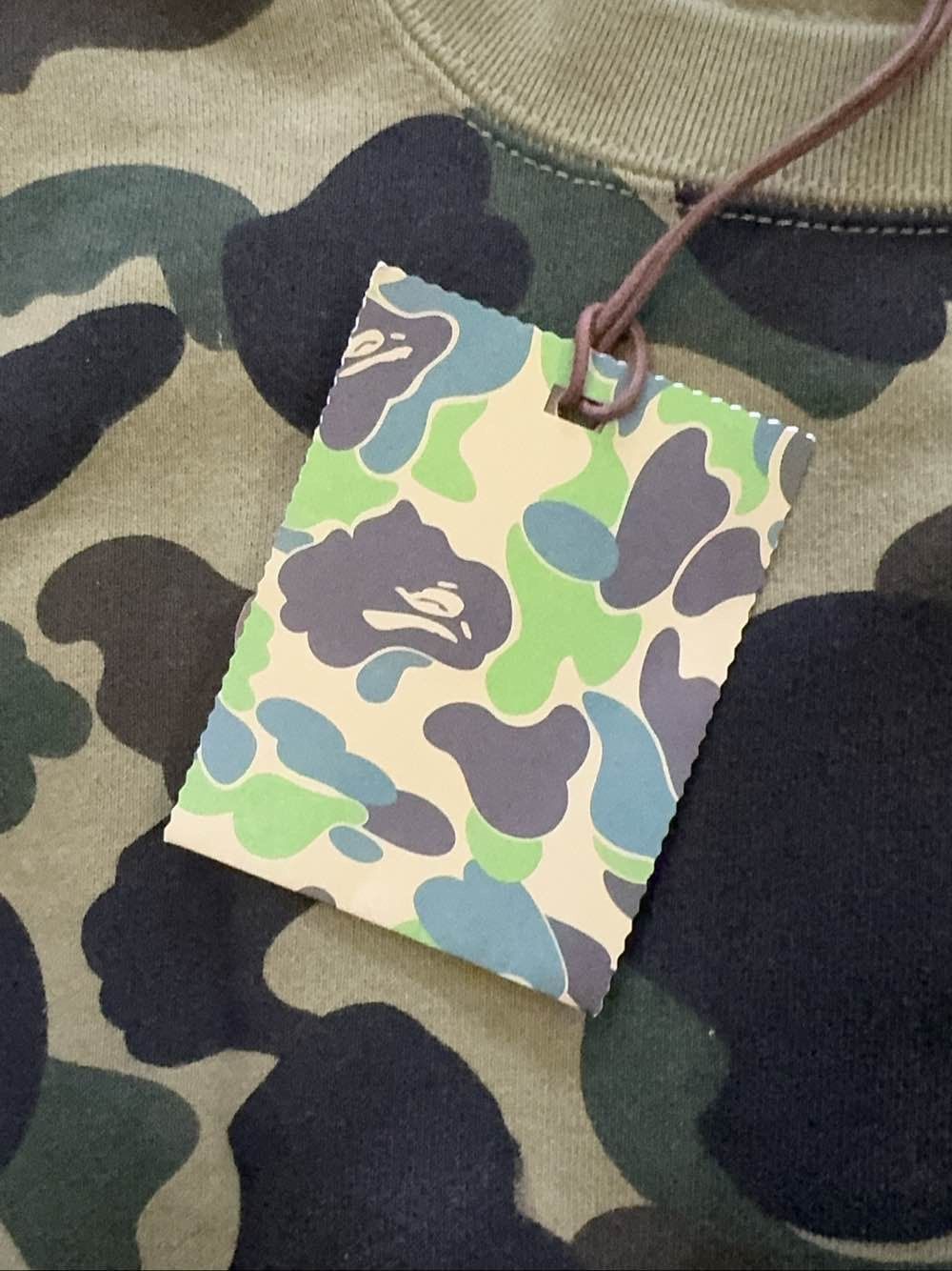 Bape A BATHING APE Camo Crewneck Sweatshirt Size L Size US L / EU 52-54 / 3 - 5 Thumbnail