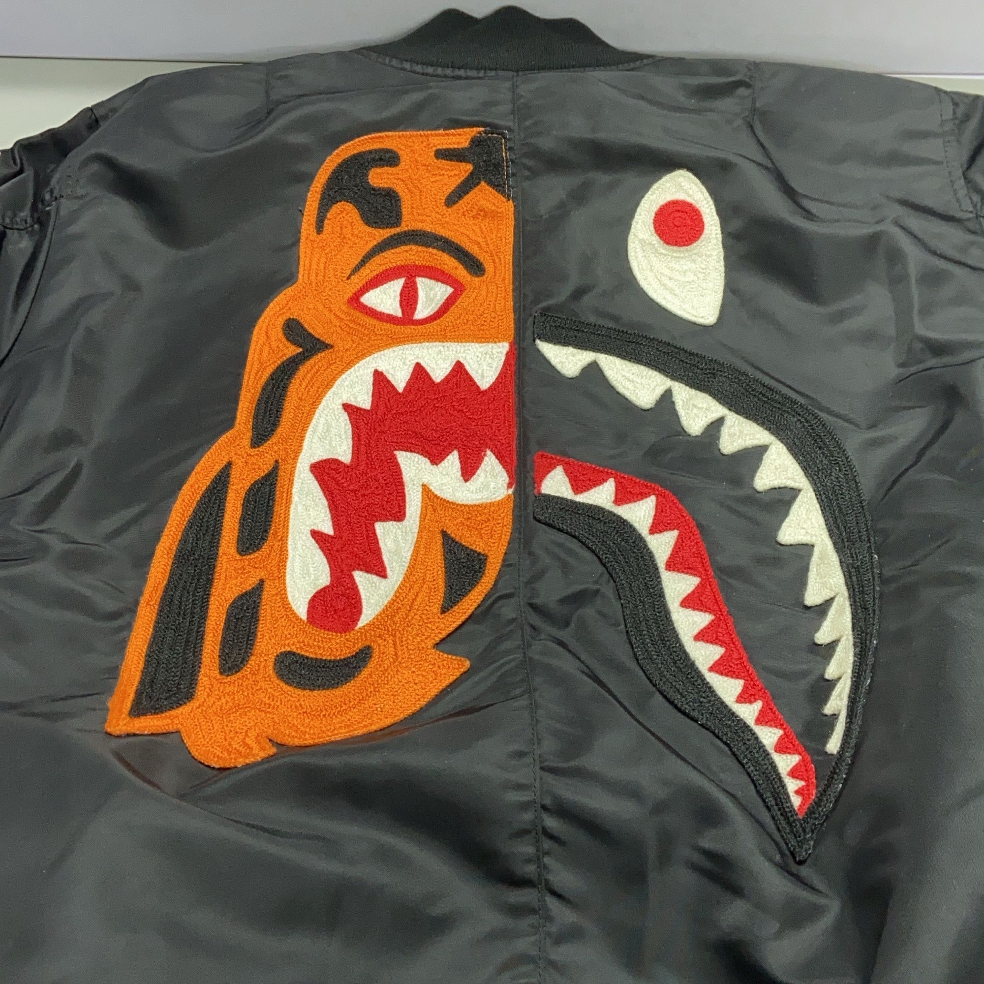 Bape A Bathing Ape Tiger Shark Bomber Jacket Size L Size US L / EU 52-54 / 3 - 6 Thumbnail