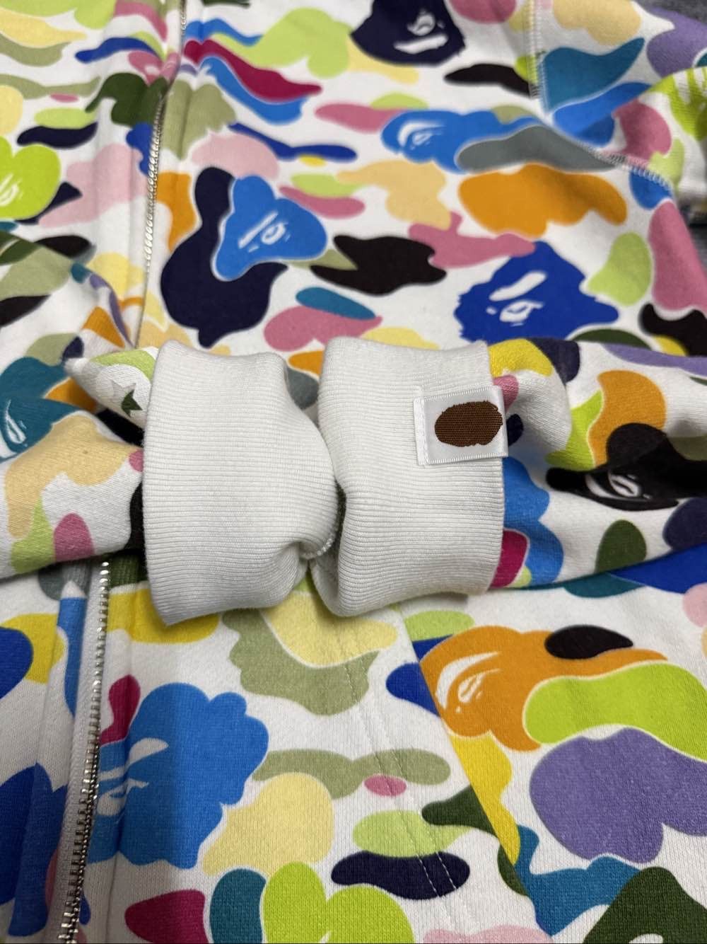 Bape A Bathing Ape Multi-color Camo Shark Hoodie Size XS Size US XS / EU 42 / 0 - 5 Thumbnail