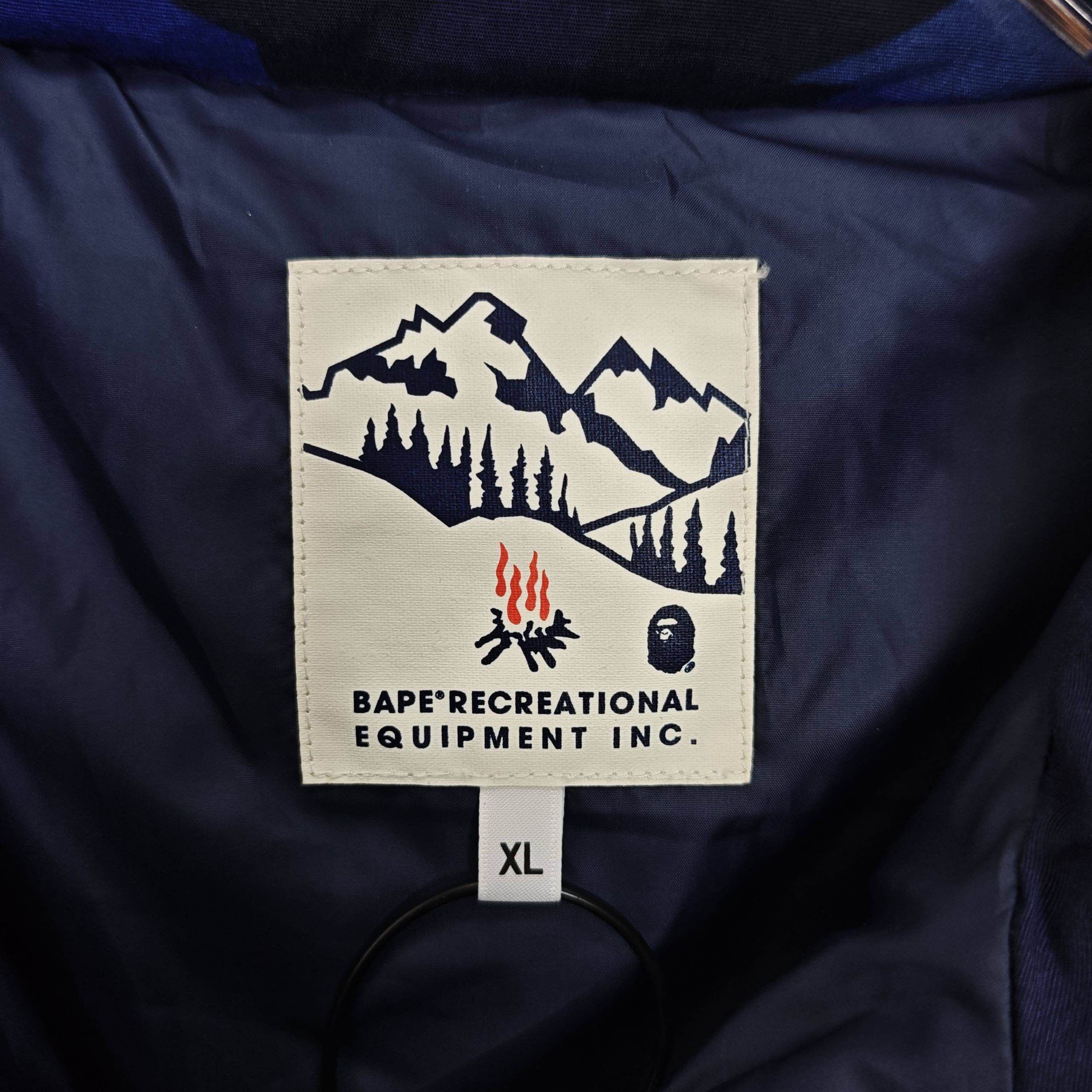 Bape A BATHING APE Blue Camo Puffer Jacket Size XL Size US XL / EU 56 / 4 - 3 Thumbnail