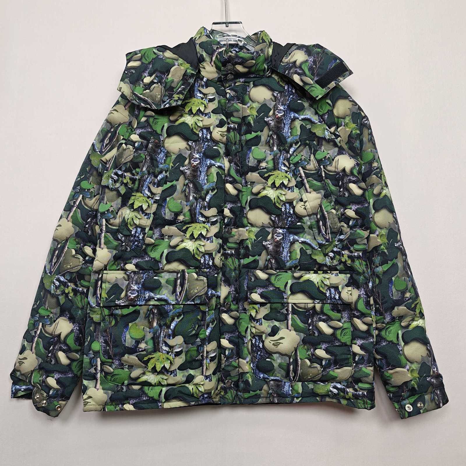 Bape A Bathing Ape Camo Down Jacket Size L Size US L / EU 52-54 / 3 - 10 Thumbnail