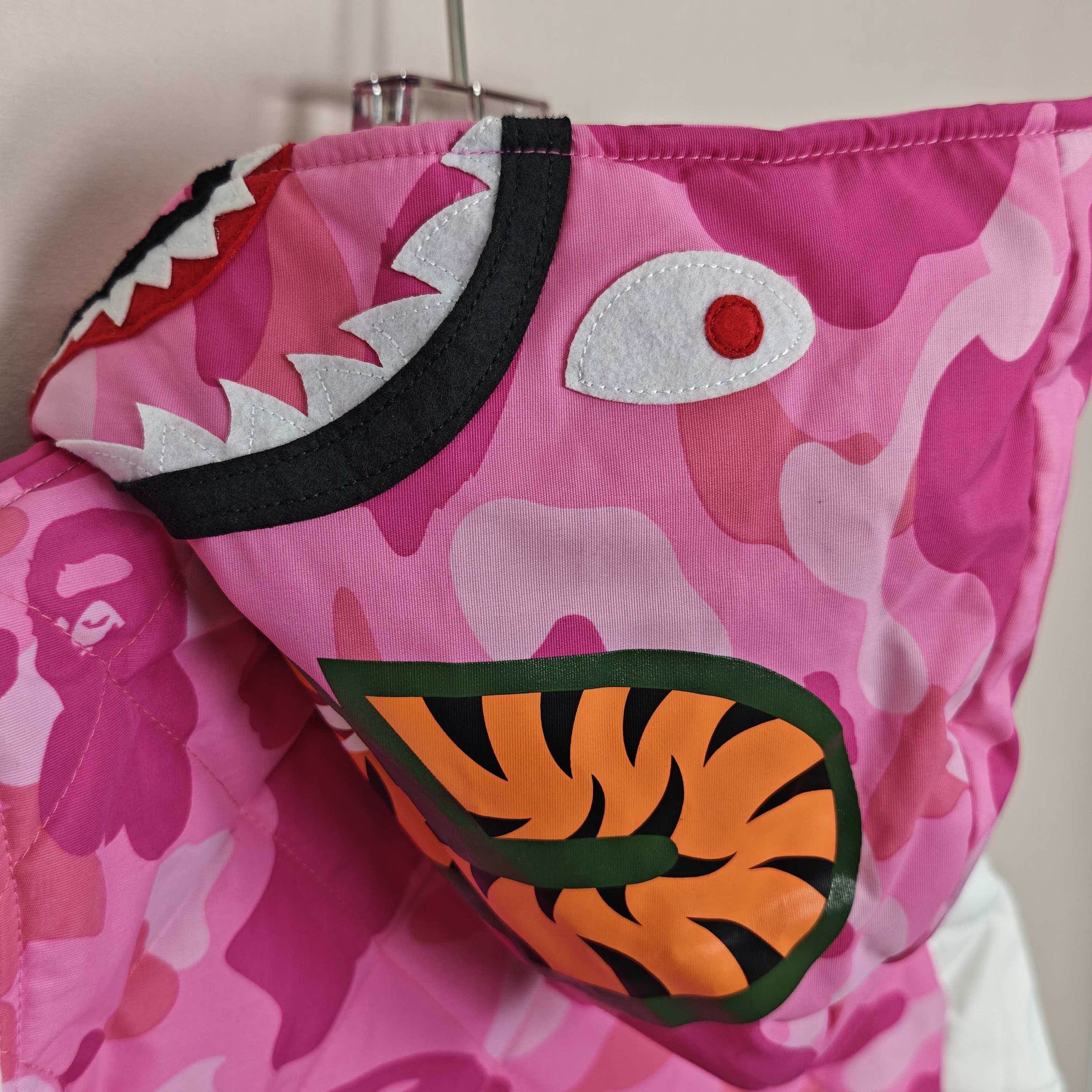 Bape A BATHING APE Pink Camo Shark Jacket Size XS Size US XS / EU 42 / 0 - 6 Thumbnail