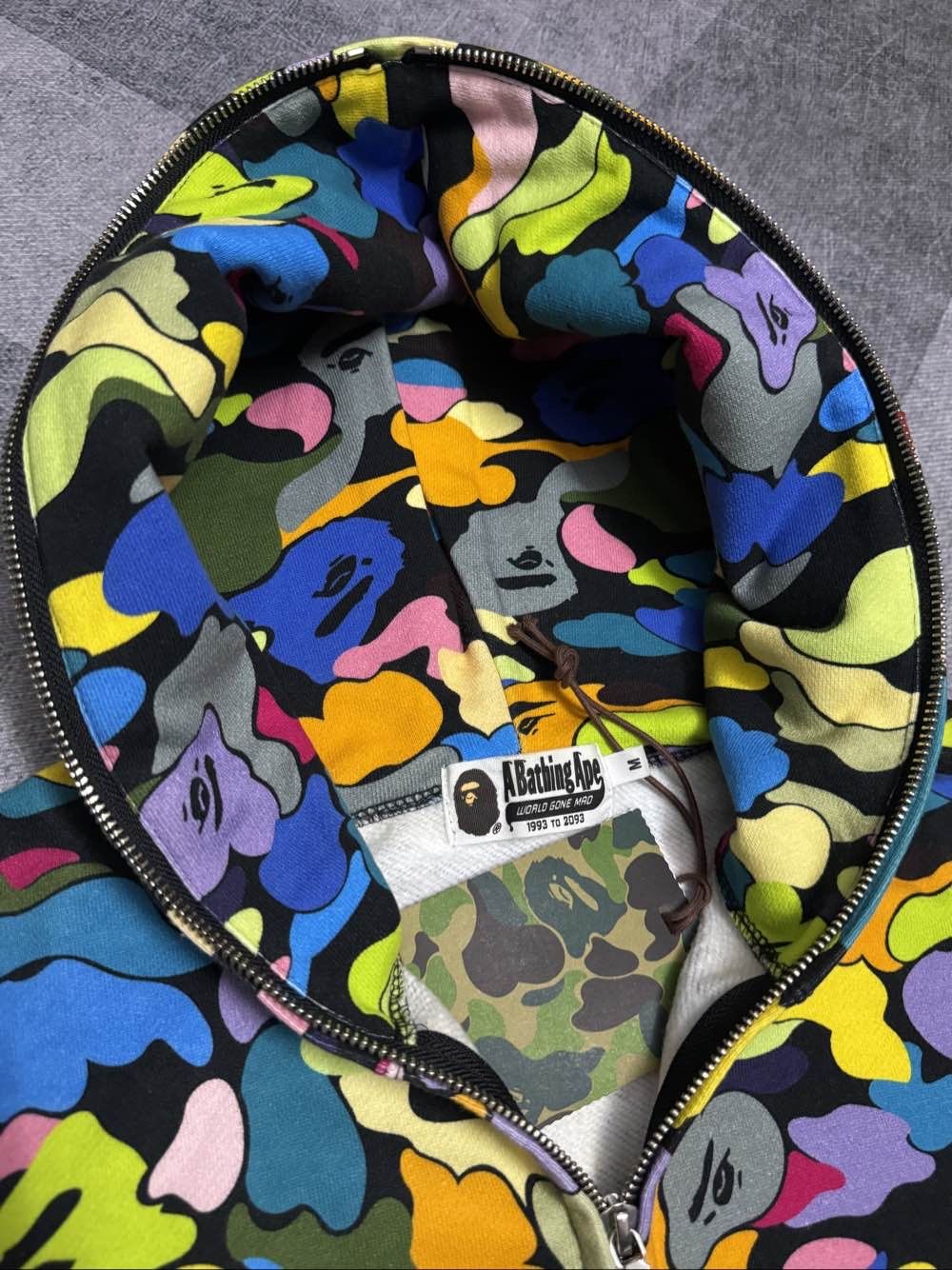 Bape A BATHING APE Camo Shark Hoodie Size M Size US M / EU 48-50 / 2 - 5 Thumbnail