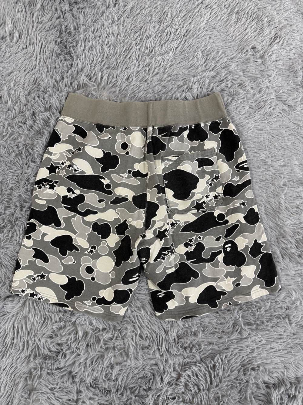 Bape A BATHING APE Camo Shark Shorts Size 34 Size US 34 / EU 50 - 2 Thumbnail
