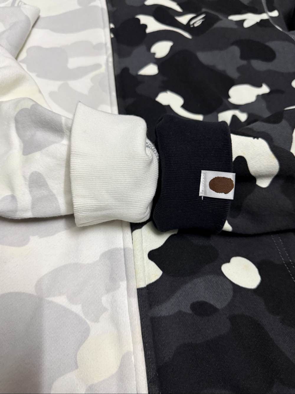 Bape A Bathing Ape Split Camo Shark Hoodie Size XL Size US XL / EU 56 / 4 - 10 Thumbnail