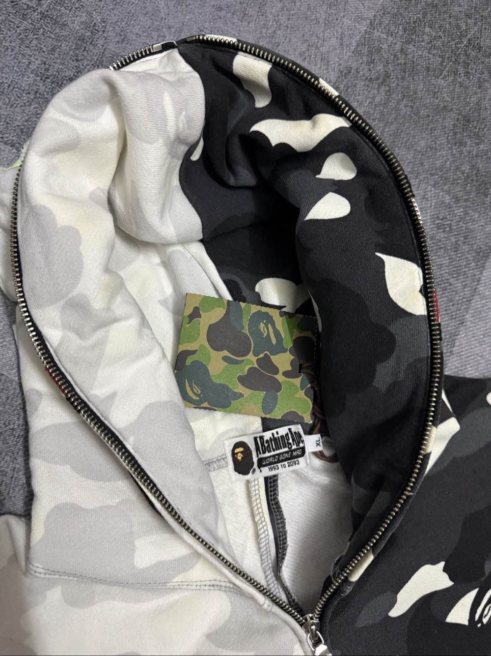 Bape A Bathing Ape Split Camo Shark Hoodie Size XL Size US XL / EU 56 / 4 - 9 Thumbnail