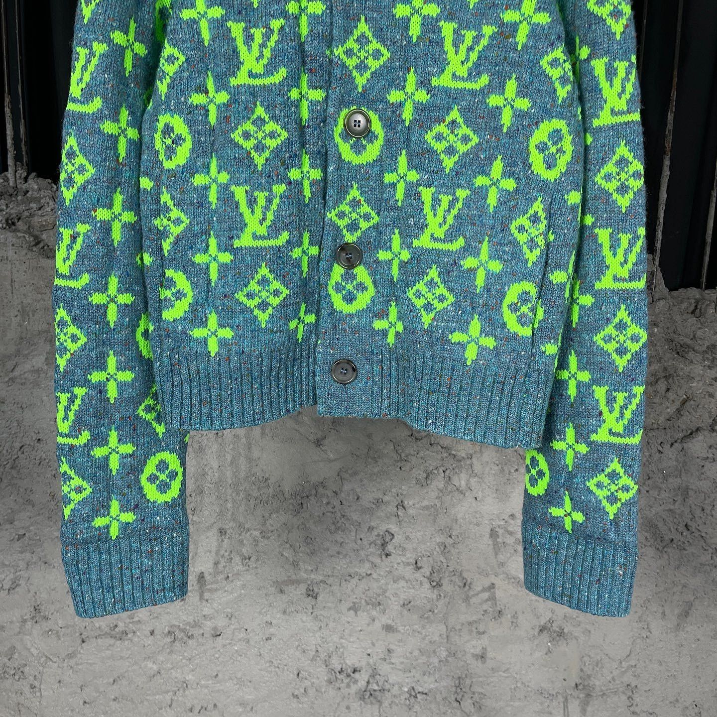 Louis Vuitton Louis Vuitton Monogram Button Up Cardigan Size XS Size US XS / EU 42 / 0 - 6 Thumbnail