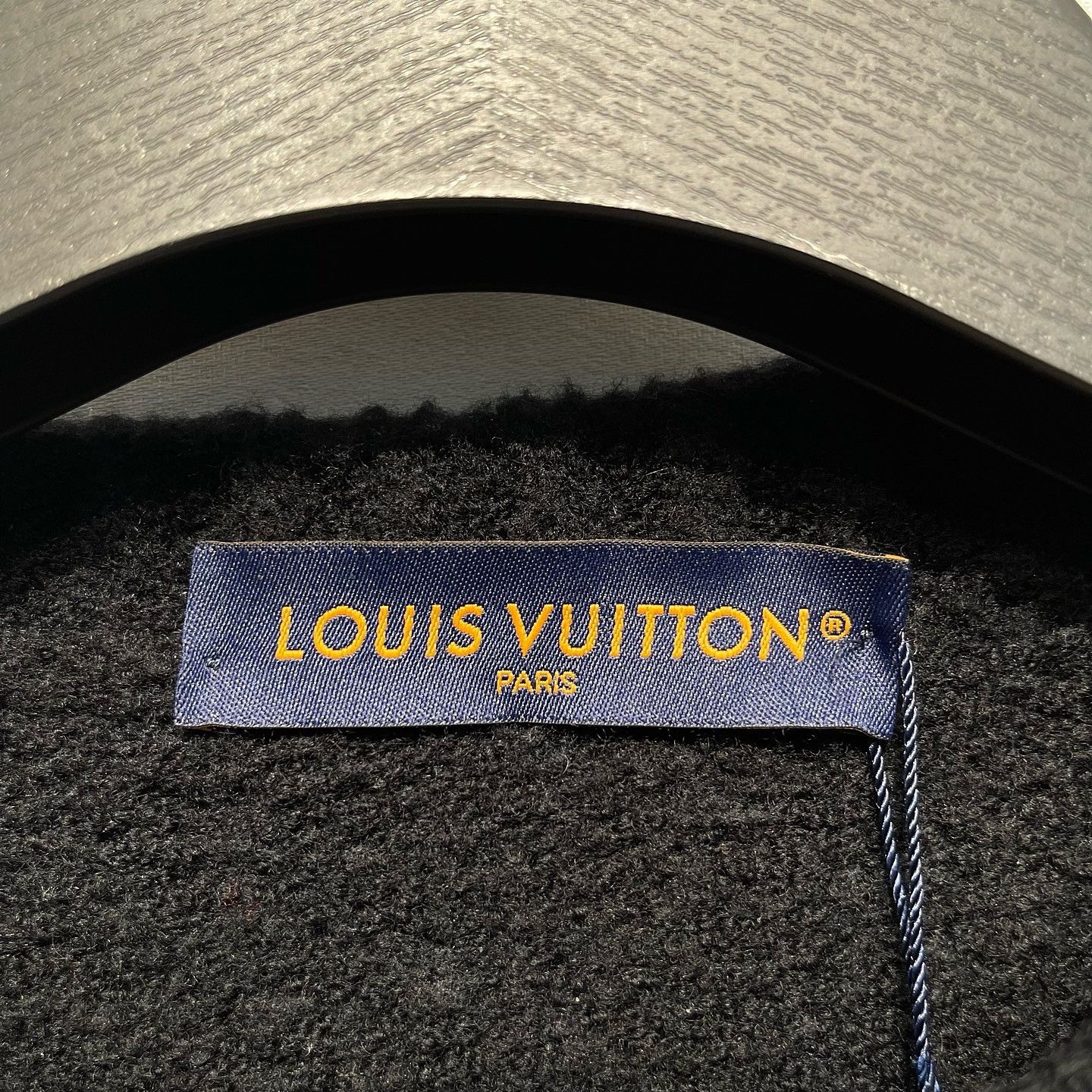 Louis Vuitton Louis Vuitton Logo Intarsia Cardigan Size S Size US S / EU 44-46 / 1 - 3 Thumbnail