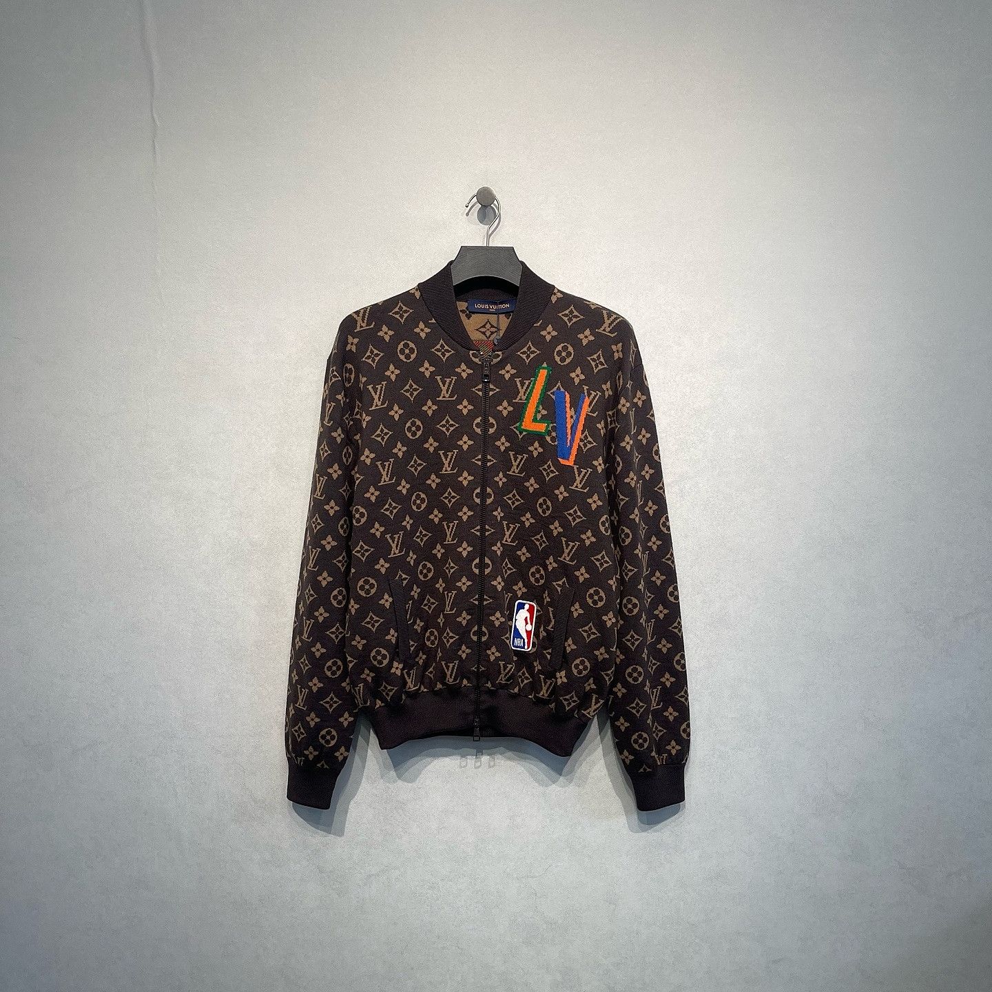 Louis Vuitton Louis Vuitton x NBA Monogram Zip Jacket Size L Size US L / EU 52-54 / 3 - 7 Thumbnail