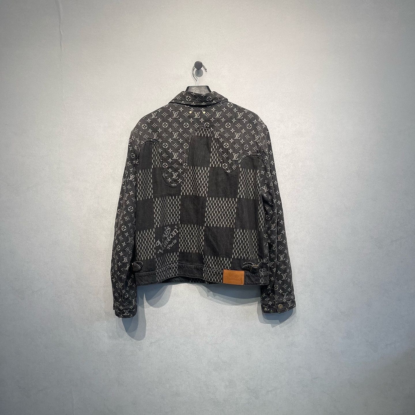 Louis Vuitton Louis Vuitton x Nigo Monogram Patchwork Jacket Size XL Size US XL / EU 56 / 4 - 2 Thumbnail