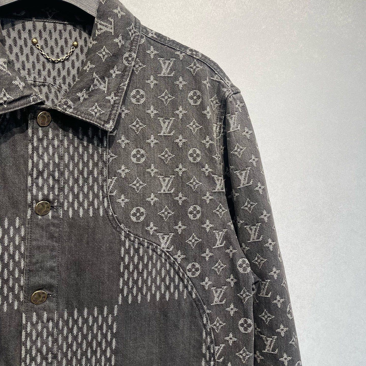 Louis Vuitton Louis Vuitton x Nigo Monogram Patchwork Jacket Size XL Size US XL / EU 56 / 4 - 5 Thumbnail