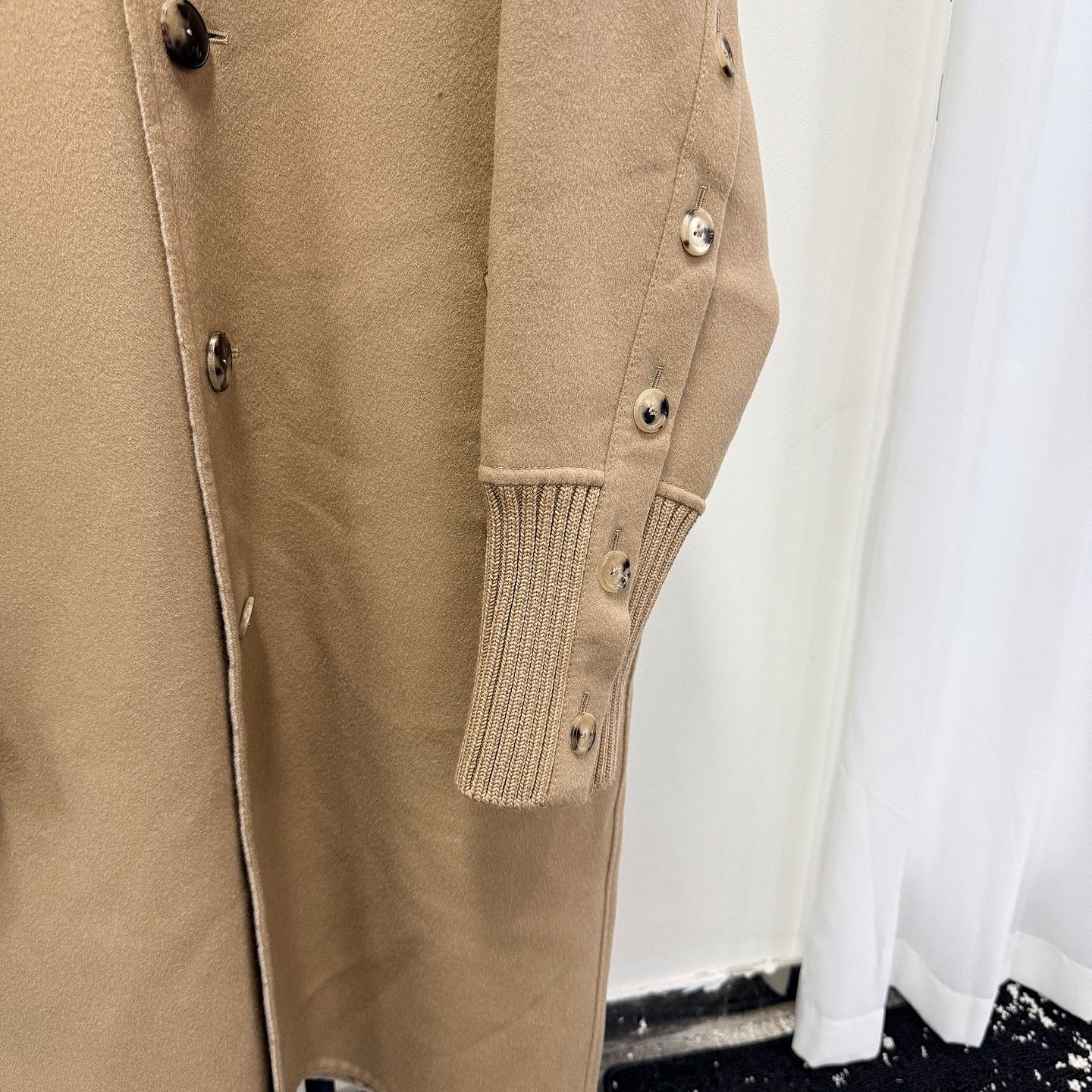 Louis Vuitton Louis Vuitton Wool Coat Beige Size 40 Size S / US 4 / IT 40 - 8 Thumbnail