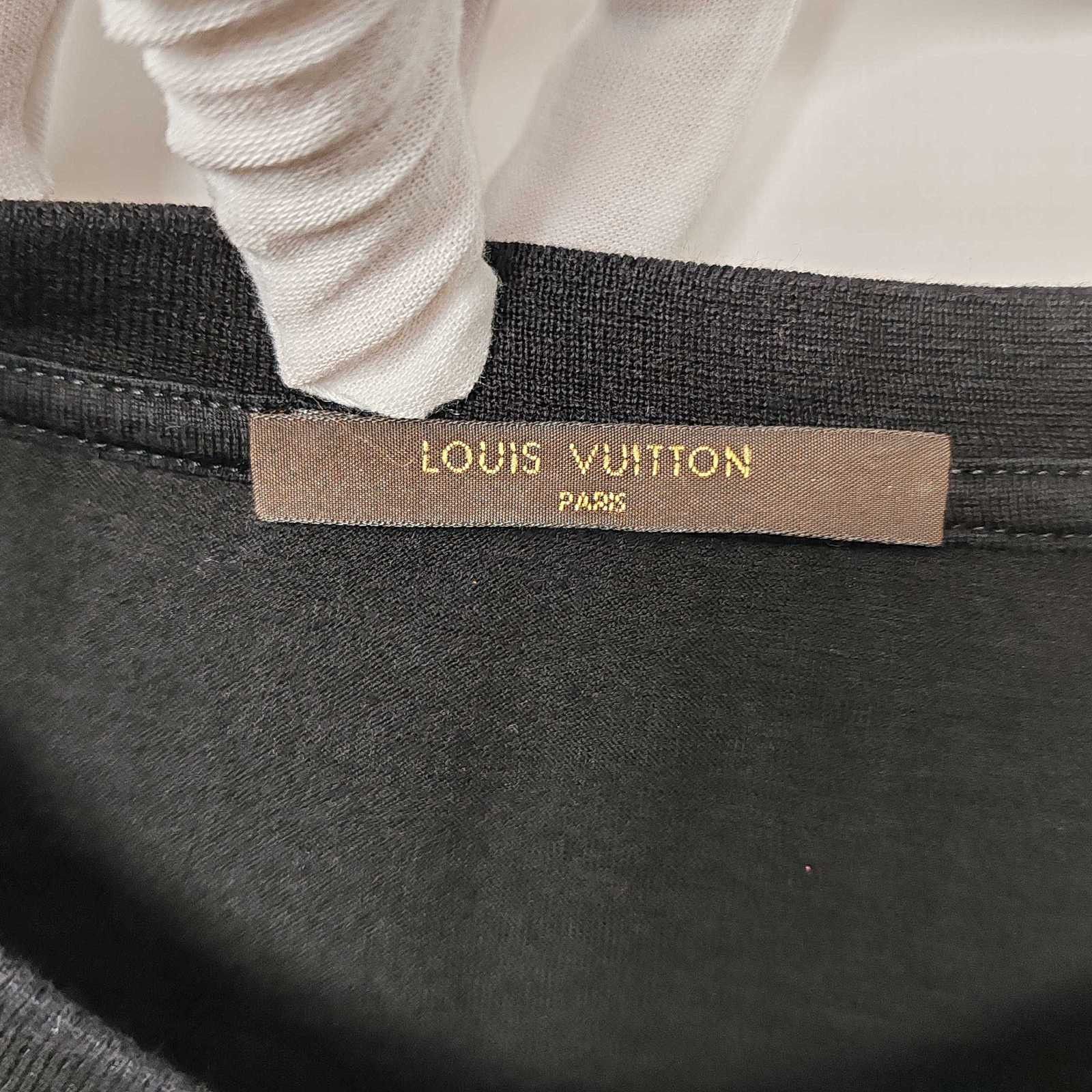 Louis Vuitton Louis Vuitton Red Logo Embroidery T-Shirt US XL Size US XL / EU 56 / 4 - 3 Thumbnail