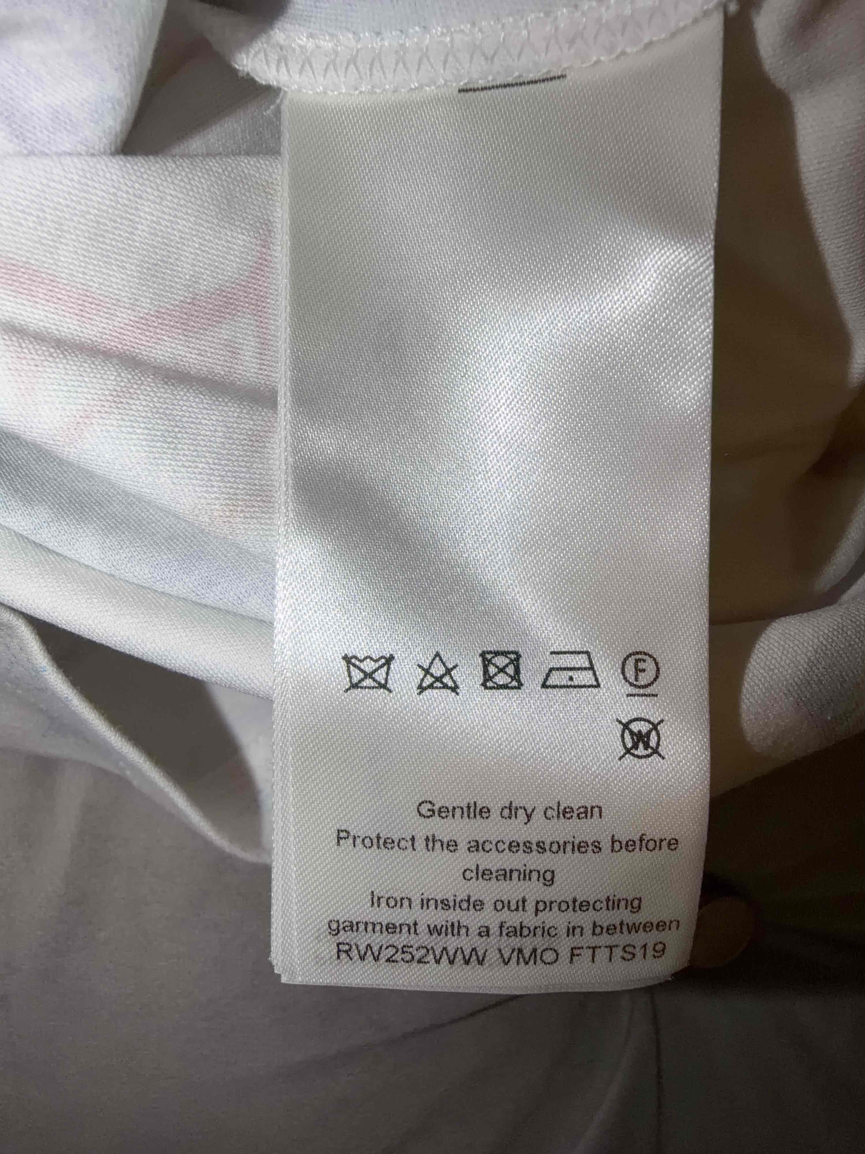 Louis Vuitton Louis Vuitton Chain Monogram T-Shirt Size S Size S / US 4 / IT 40 - 4 Thumbnail