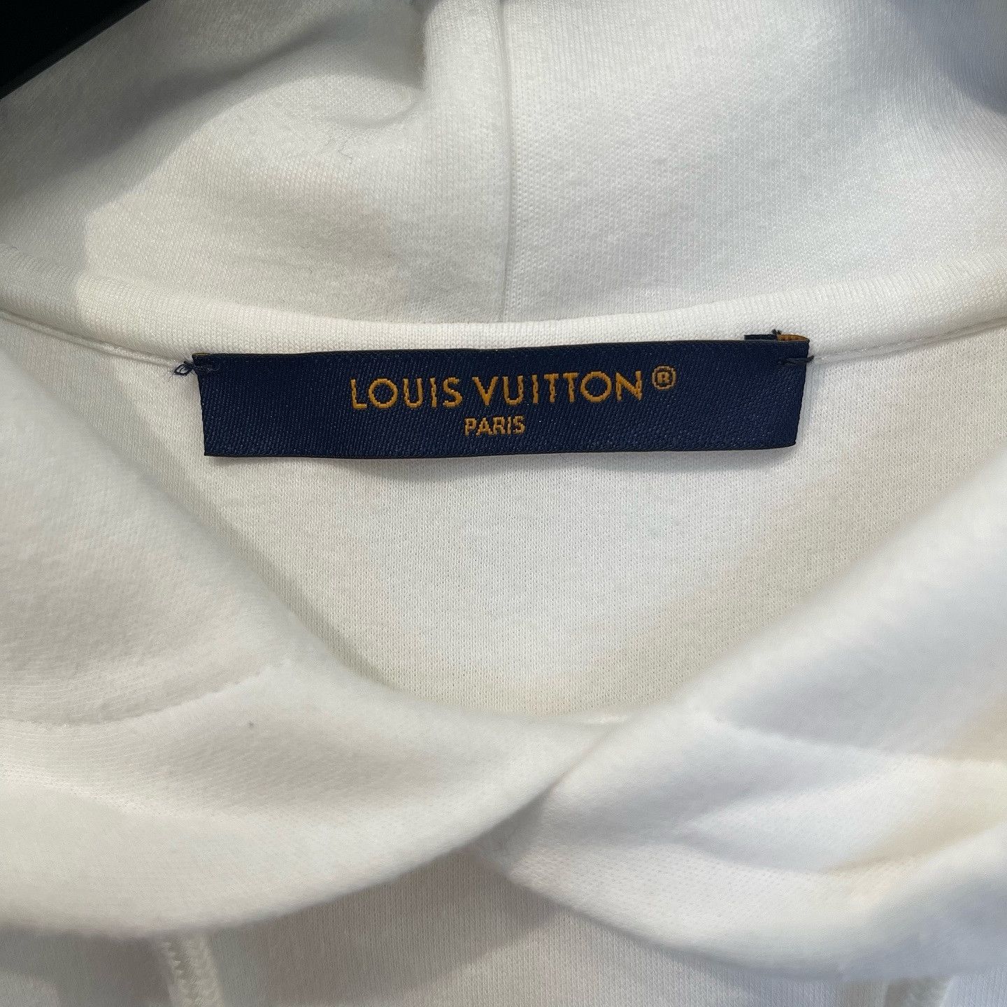 Louis Vuitton Louis Vuitton Logo Embroidered Hoodie Size L Size US L / EU 52-54 / 3 - 3 Thumbnail