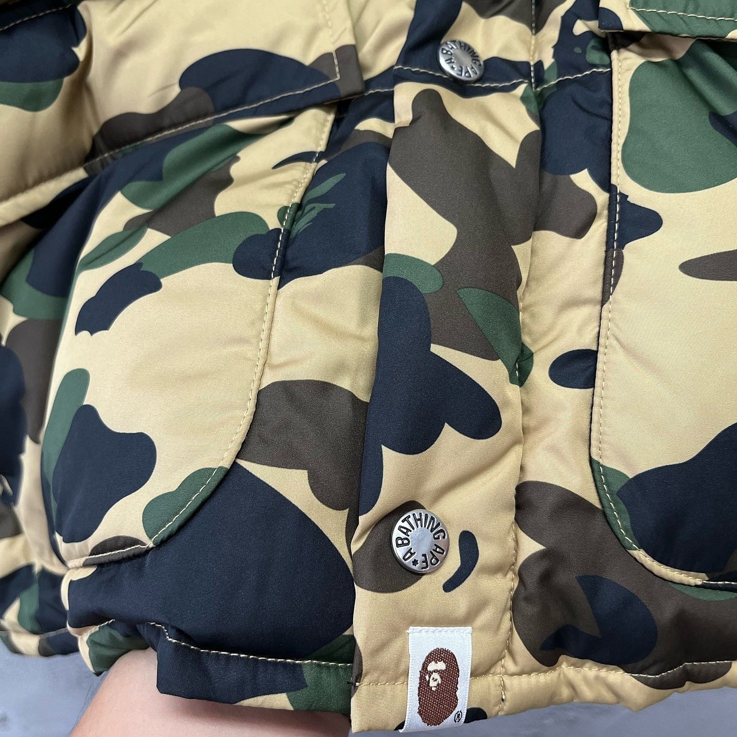 Bape BAPE Camo Down Puffer Jacket Size M Size US M / EU 48-50 / 2 - 5 Thumbnail