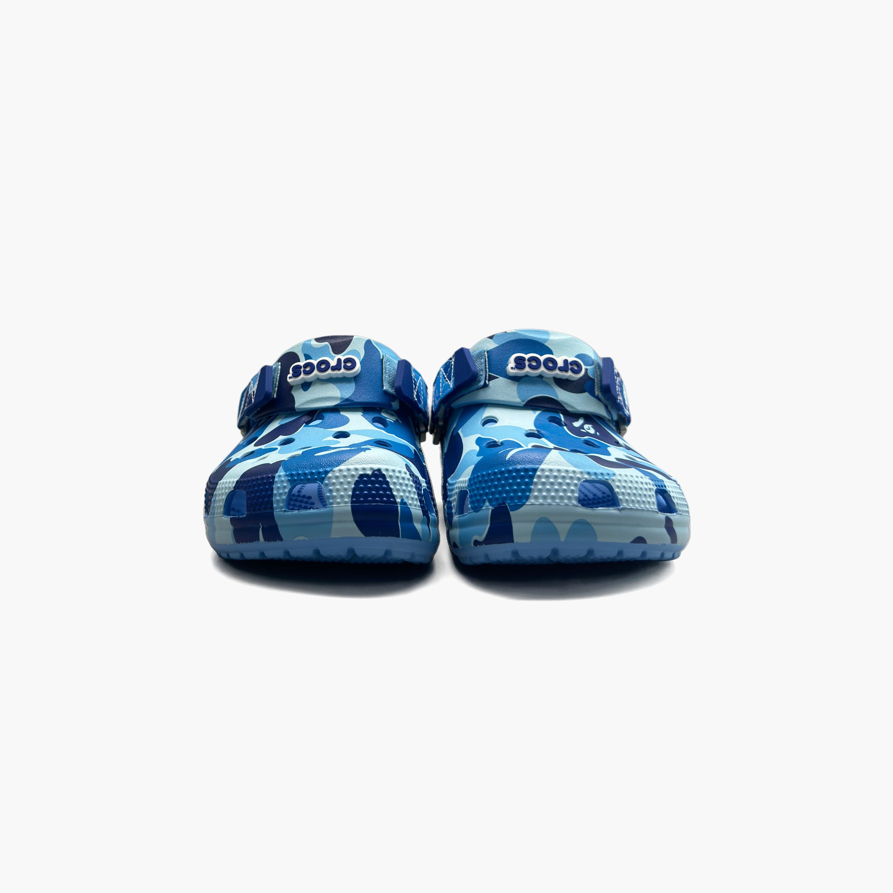 Bape × Crocs A Bathing Ape x Crocs Camo Classic Clog Blue Size 5 Size US 5 / EU 37 - 5 Thumbnail