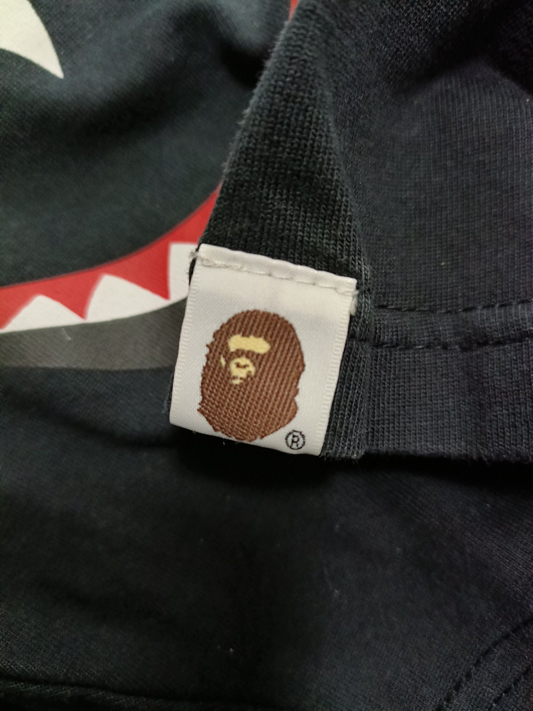 Bape A Bathing Ape Shark Graphic T-Shirt Size XL Size US XL / EU 56 / 4 - 8 Thumbnail