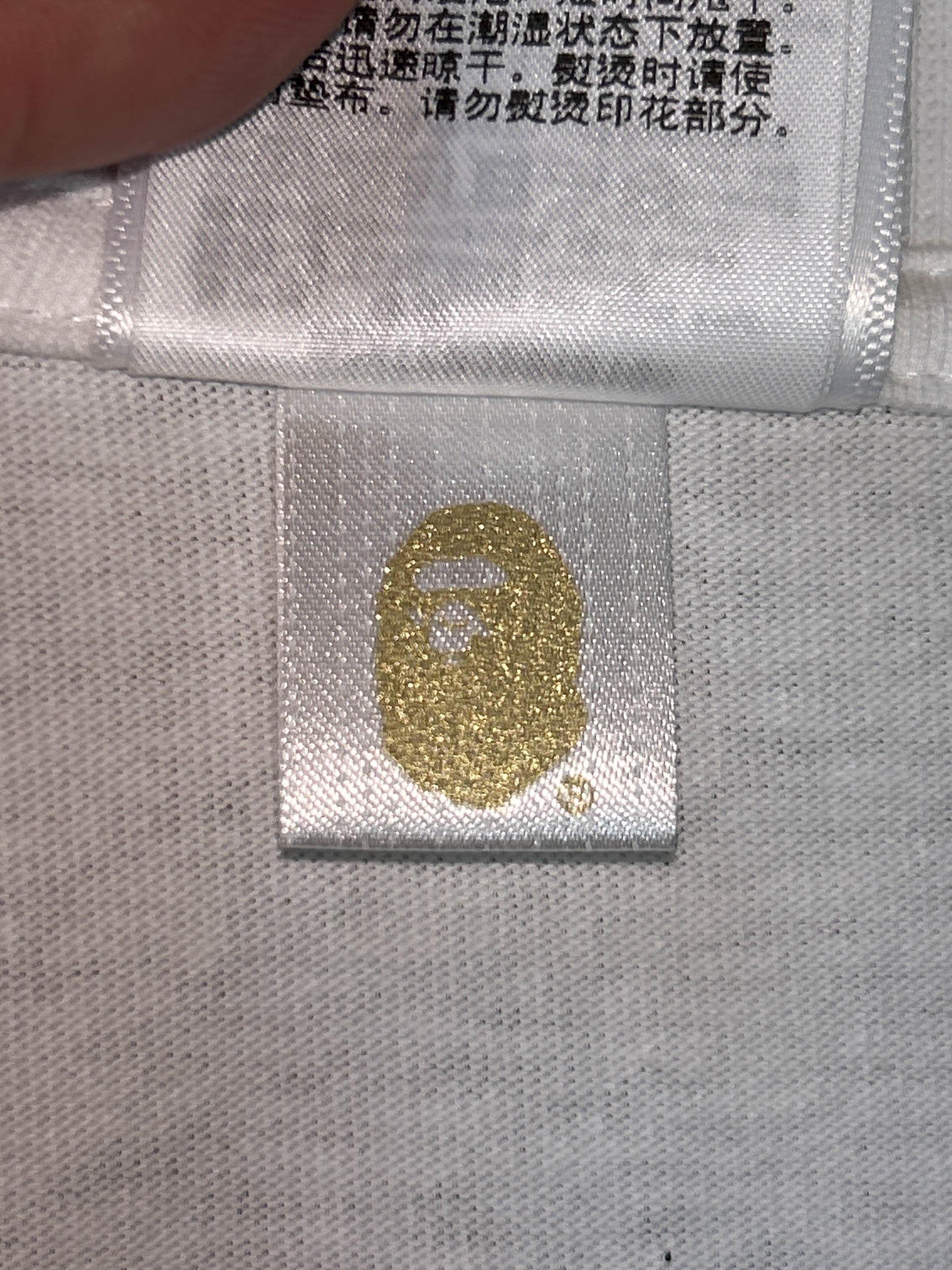 Bape A Bathing Ape Camo Logo T-Shirt Size M Size US M / EU 48-50 / 2 - 5 Thumbnail