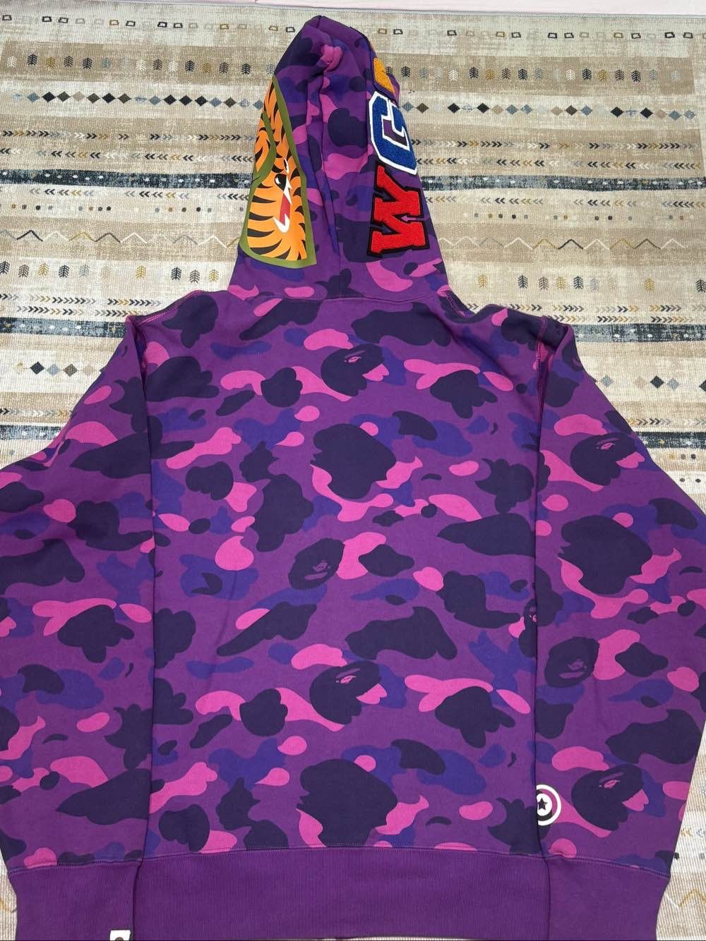 Bape A BATHING APE Purple Color Camo Shark Hoodie XL Size US XL / EU 56 / 4 - 2 Thumbnail