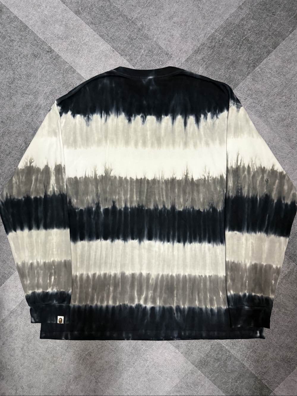Bape A Bathing Ape Tie Dye Long Sleeve T-Shirt Size 2XL Size US XXL / EU 58 / 5 - 2 Thumbnail