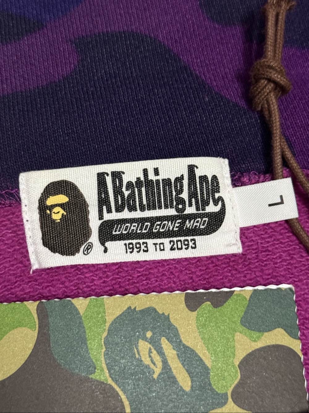 Bape A BATHING APE Purple Camo Shark Hoodie Size L Size US L / EU 52-54 / 3 - 3 Thumbnail