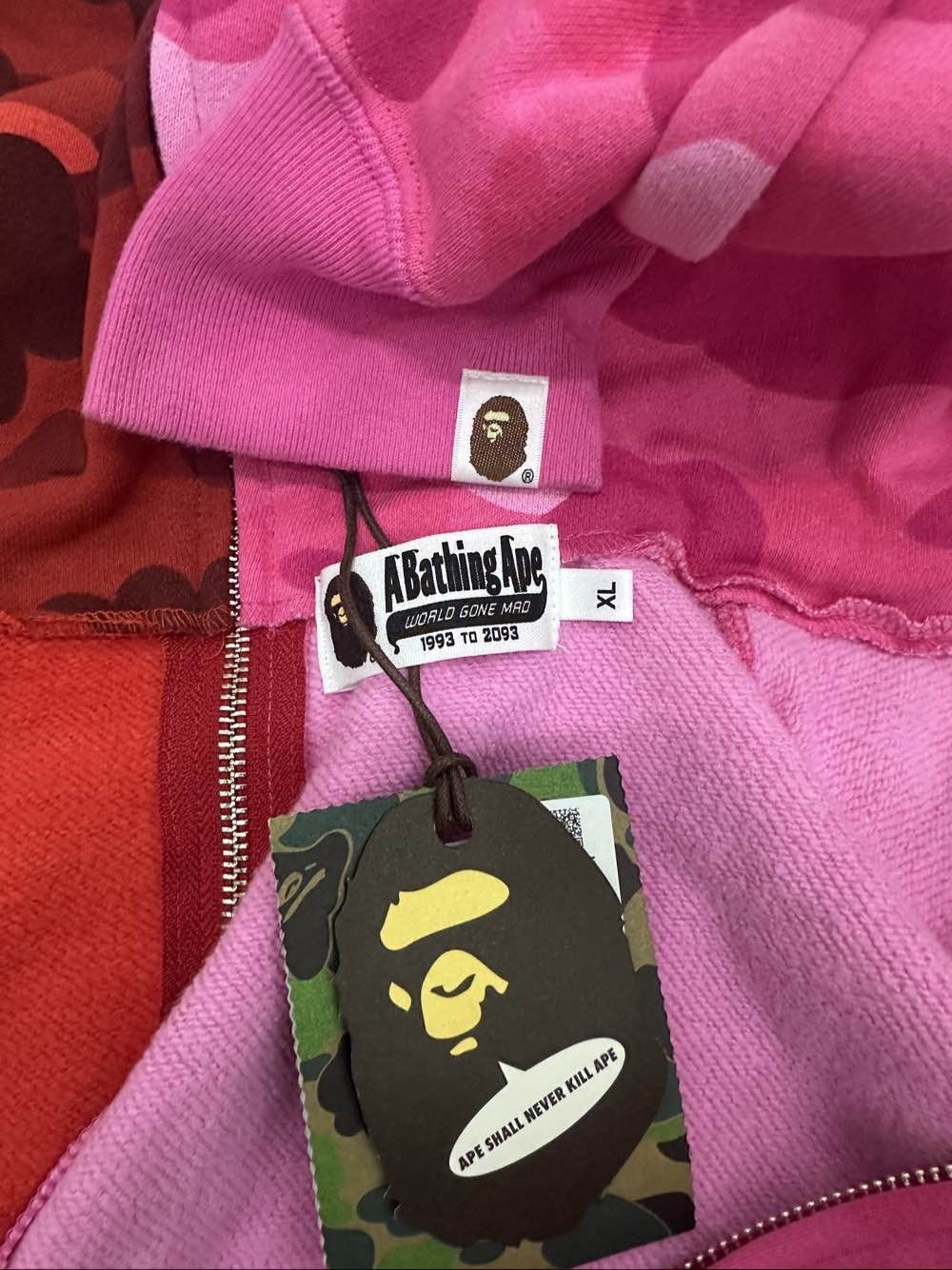 Bape A Bathing Ape Split Camo Shark Hoodie Size XL Size US XL / EU 56 / 4 - 3 Thumbnail