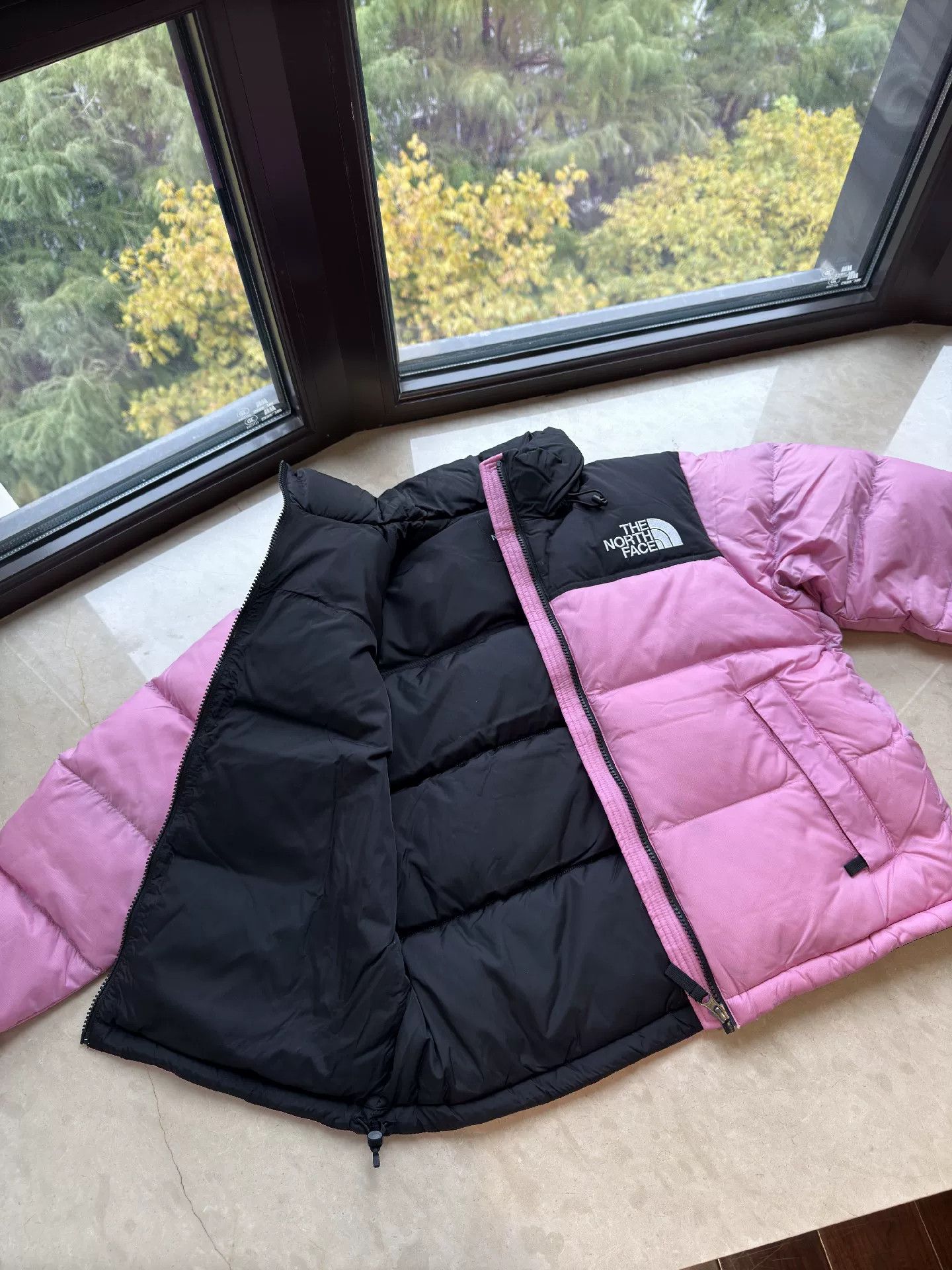 The North Face The North Face Nuptse Short Jacket Size M / US 6-8 / IT 42-44 - 5 Thumbnail