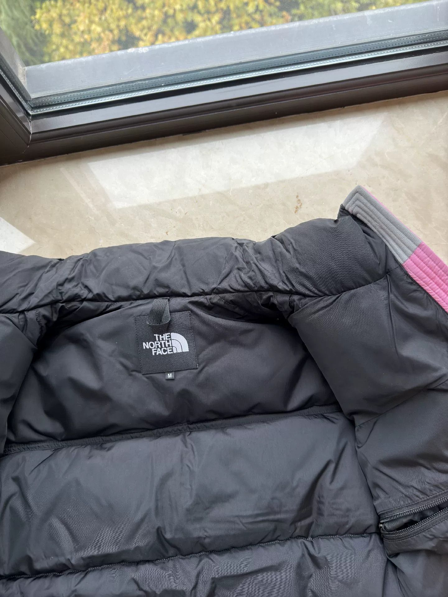 The North Face The North Face Nuptse Short Jacket Size M / US 6-8 / IT 42-44 - 7 Thumbnail