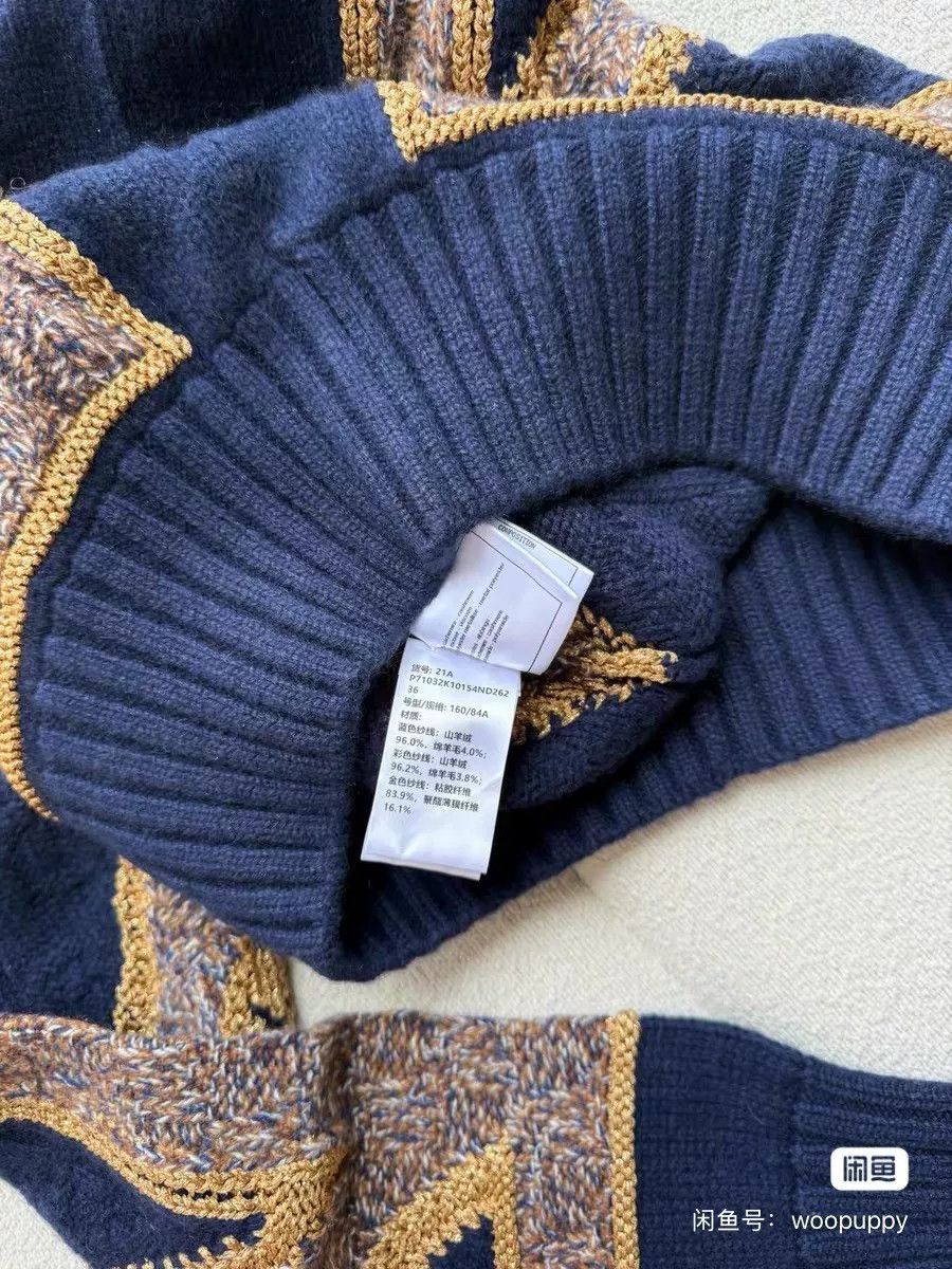 Chanel Chanel 21 Early Autumn Double C Cashmere Sweater Size XS / US 0-2 / IT 36-38 - 6 Thumbnail