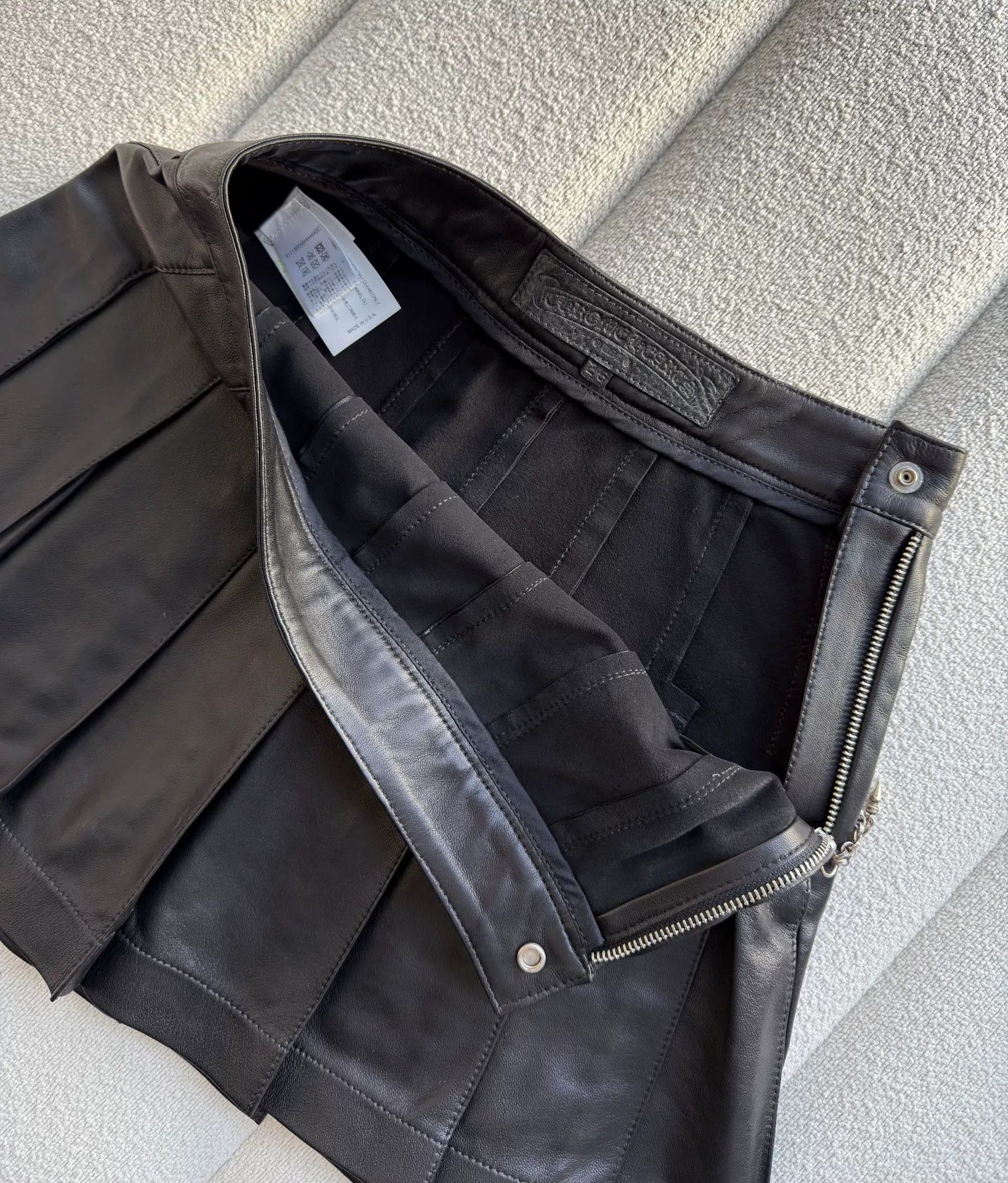 Chrome Hearts Chrome Hearts Women's Leather Pleated Skirt Size 26" / US 2 / IT 38 - 5 Thumbnail