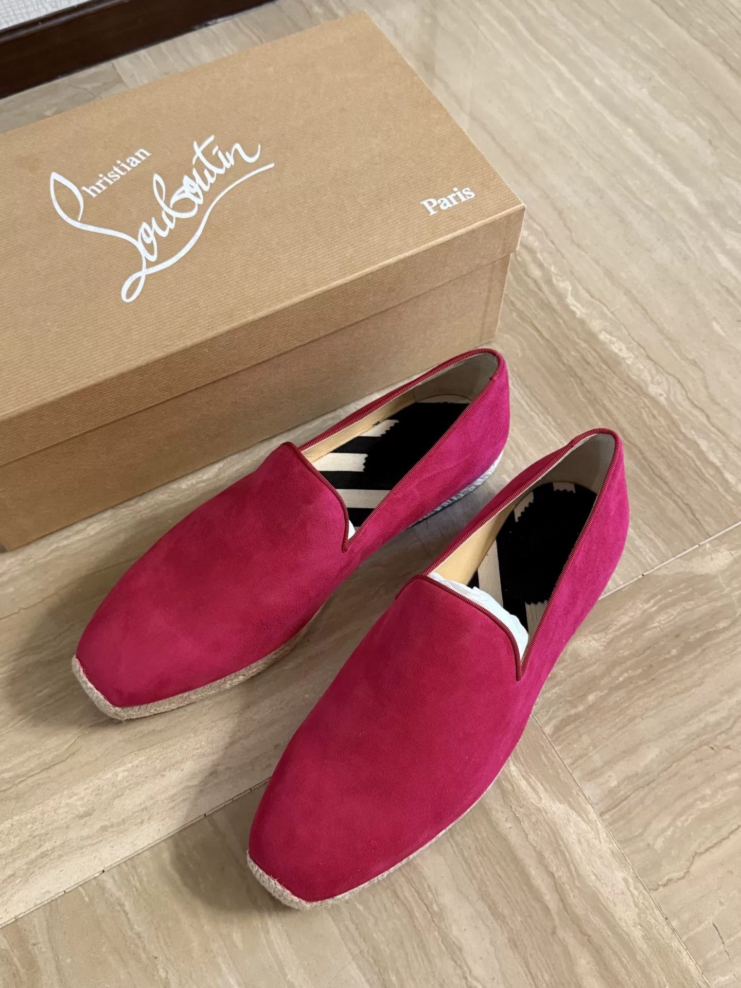 Christian Louboutin Christian Louboutin Men's Pink Velvet Straw Slip-On Size US 9 / EU 42 - 2 Thumbnail