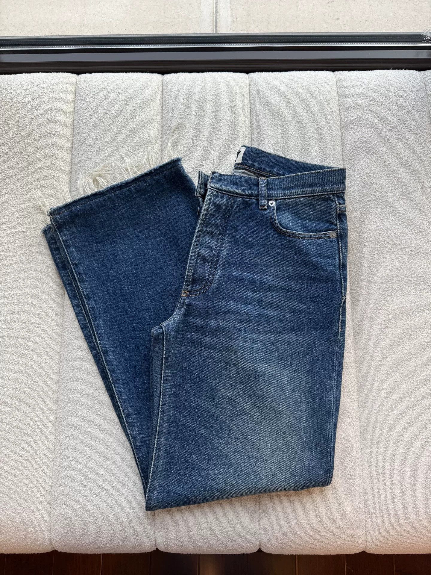 Dior Dior Women's Bee Logo Wide-Leg Jeans Size 38" / US 16 / IT 52 - 6 Thumbnail
