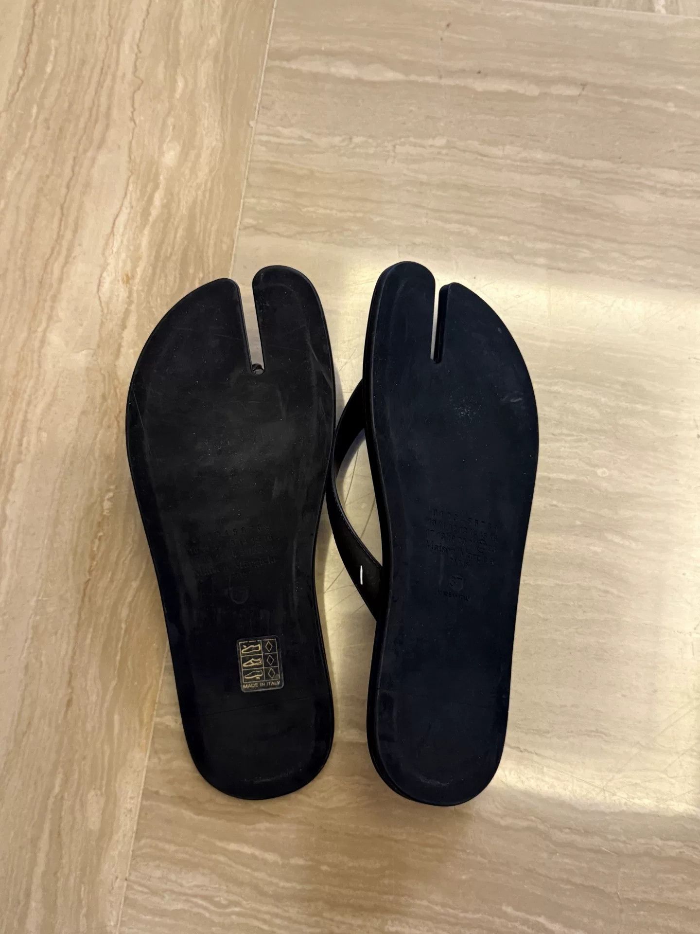 Maison Margiela Maison Margiela Tabi Split-Toe Flat Flip-Flop Size US 6 / IT 36 - 4 Thumbnail