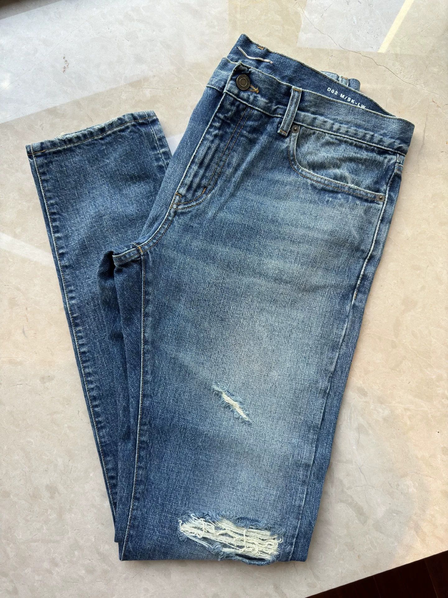 Saint Laurent Paris Saint Laurent Men's Distressed Washed Blue Jeans Size US 34 / EU 50 - 4 Thumbnail