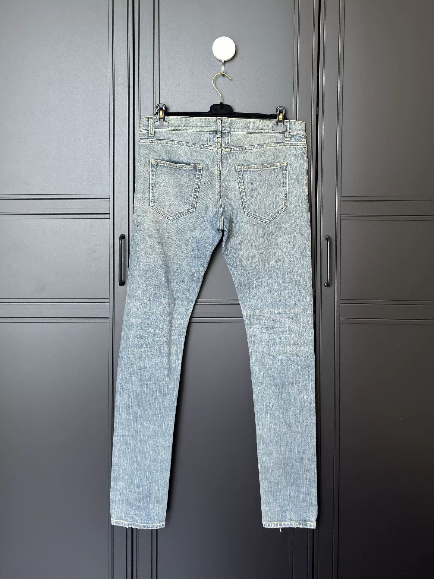 Saint Laurent Paris YSL/SLP Men's Washed Blue Jeans Size US 32 / EU 48 - 2 Thumbnail
