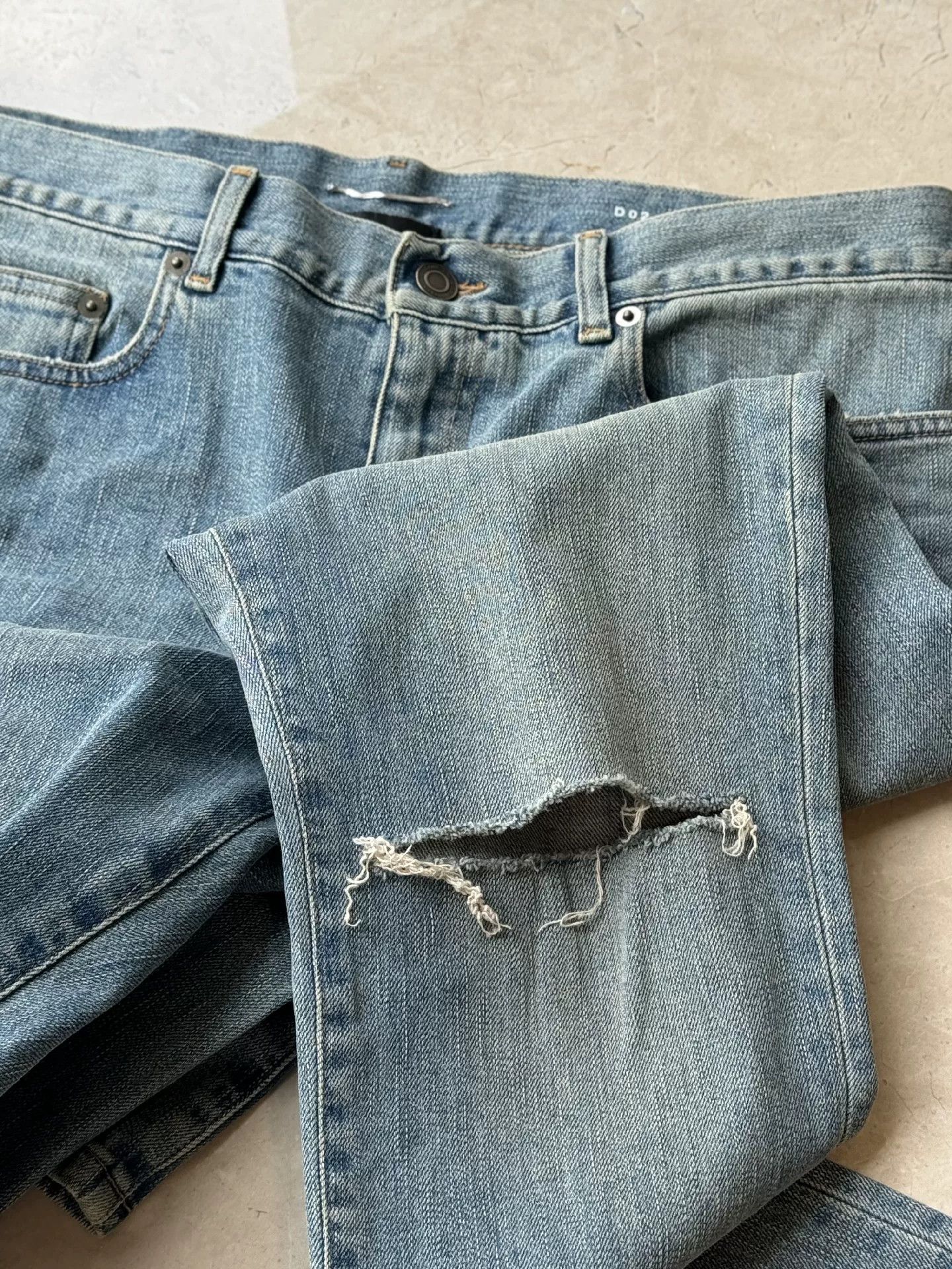 Saint Laurent Paris YSL Men's Washed Blue Ripped Jeans Size US 33 - 5 Thumbnail