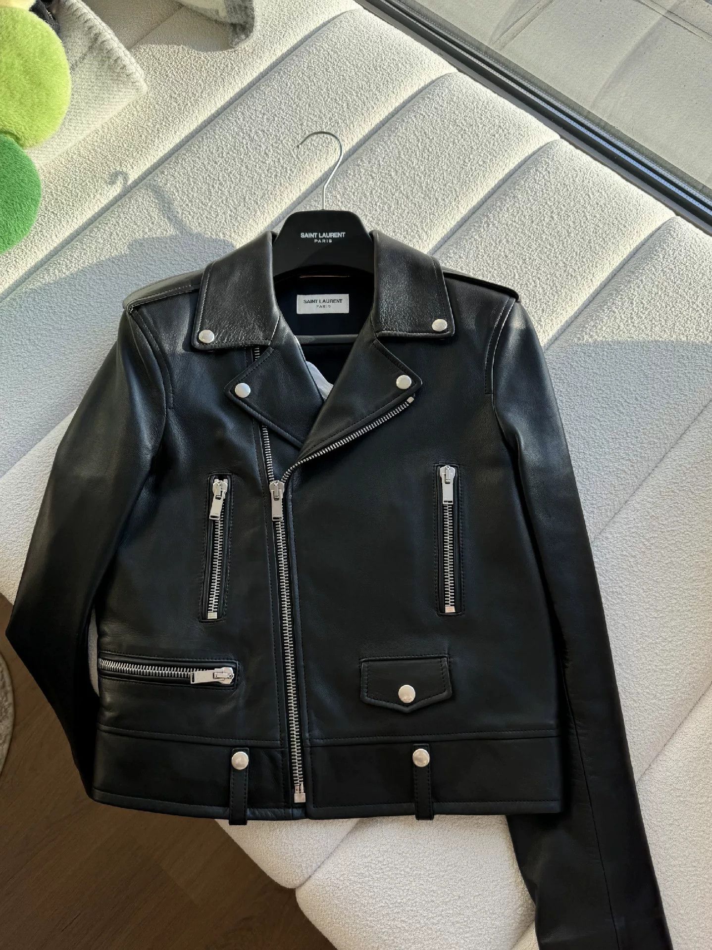 Yves Saint Laurent YSL Women's Classic Biker Leather Jacket Size S / US 4 / IT 40 - 4 Thumbnail