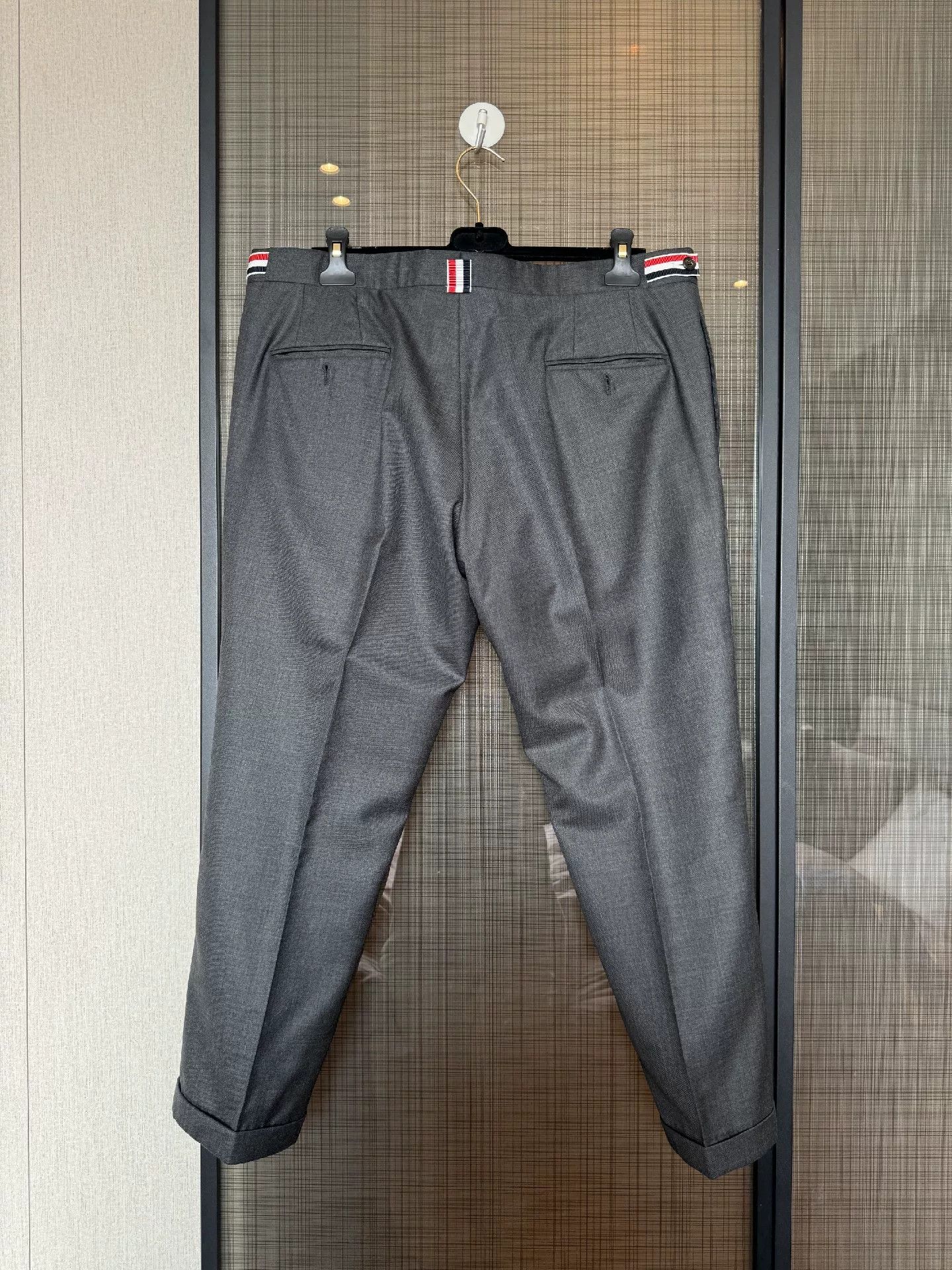 Thom Browne Thom Browne Men's Cropped Trousers Size US 28 / EU 44 - 4 Thumbnail